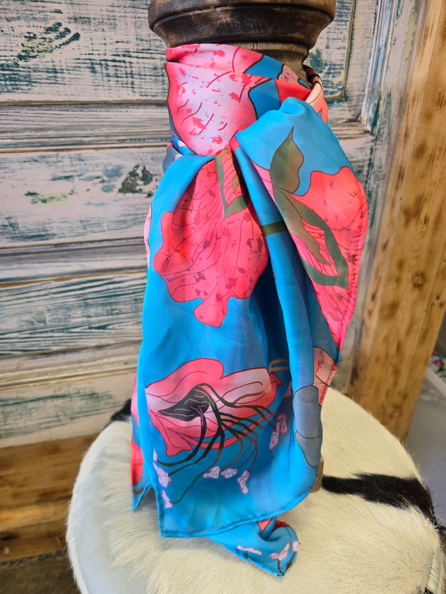 Blue Pink Floral Wildrag