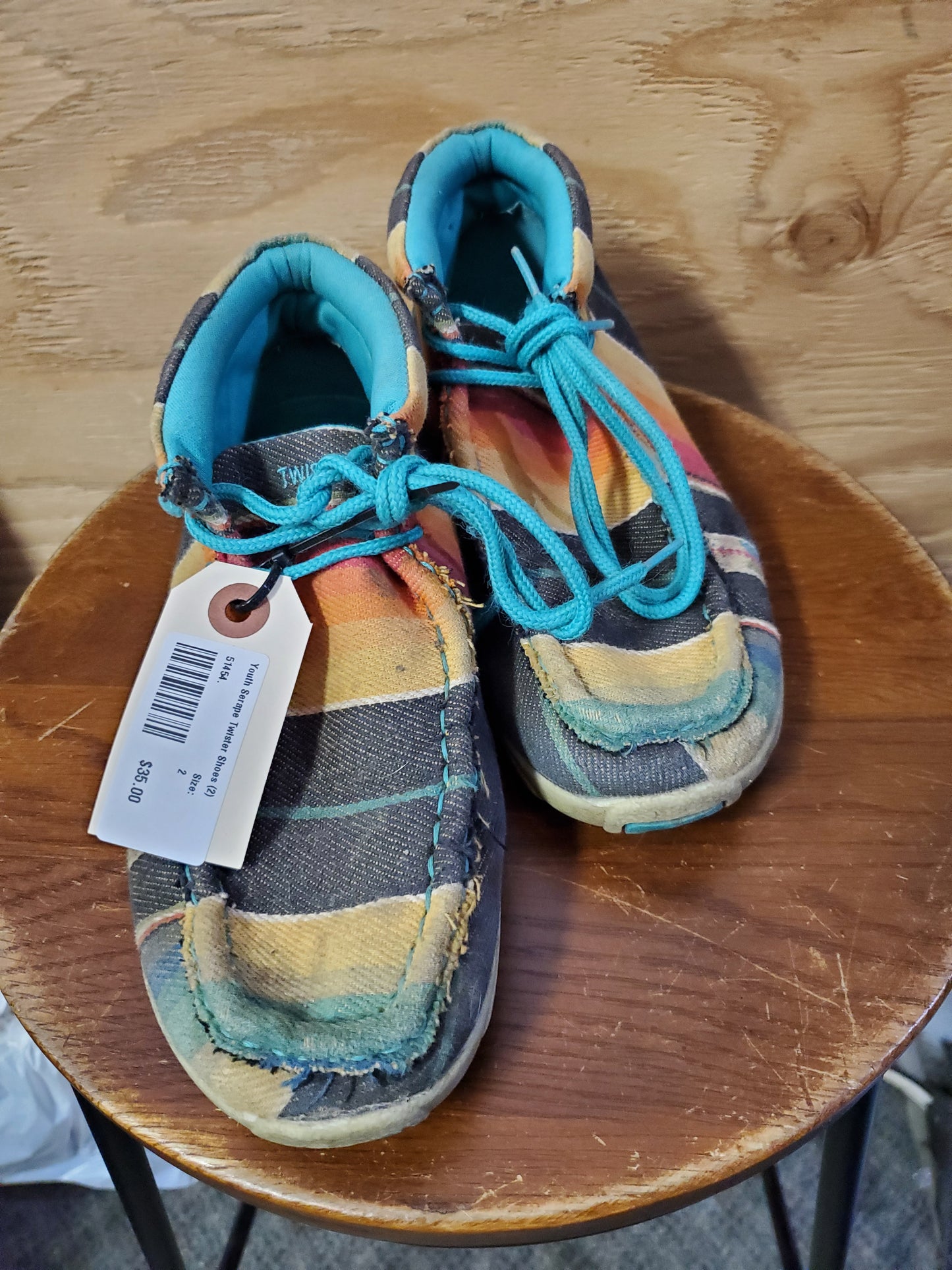 Youth Serape Twister Shoes (2)