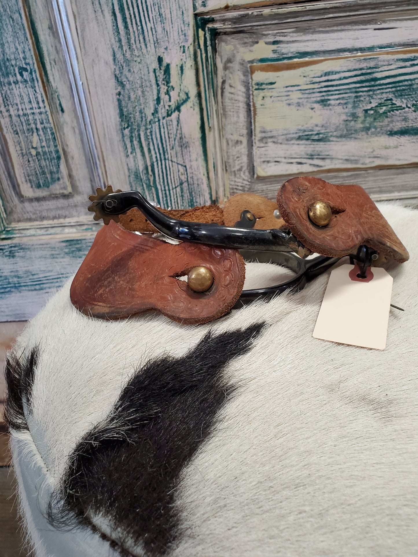 Ladies Spur with Brass Accent Leather Straps