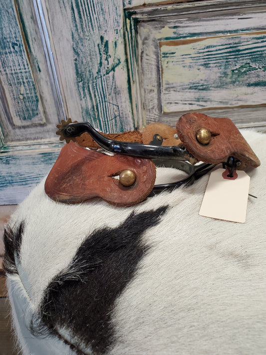 Ladies Spur with Brass Accent                 Leather Straps