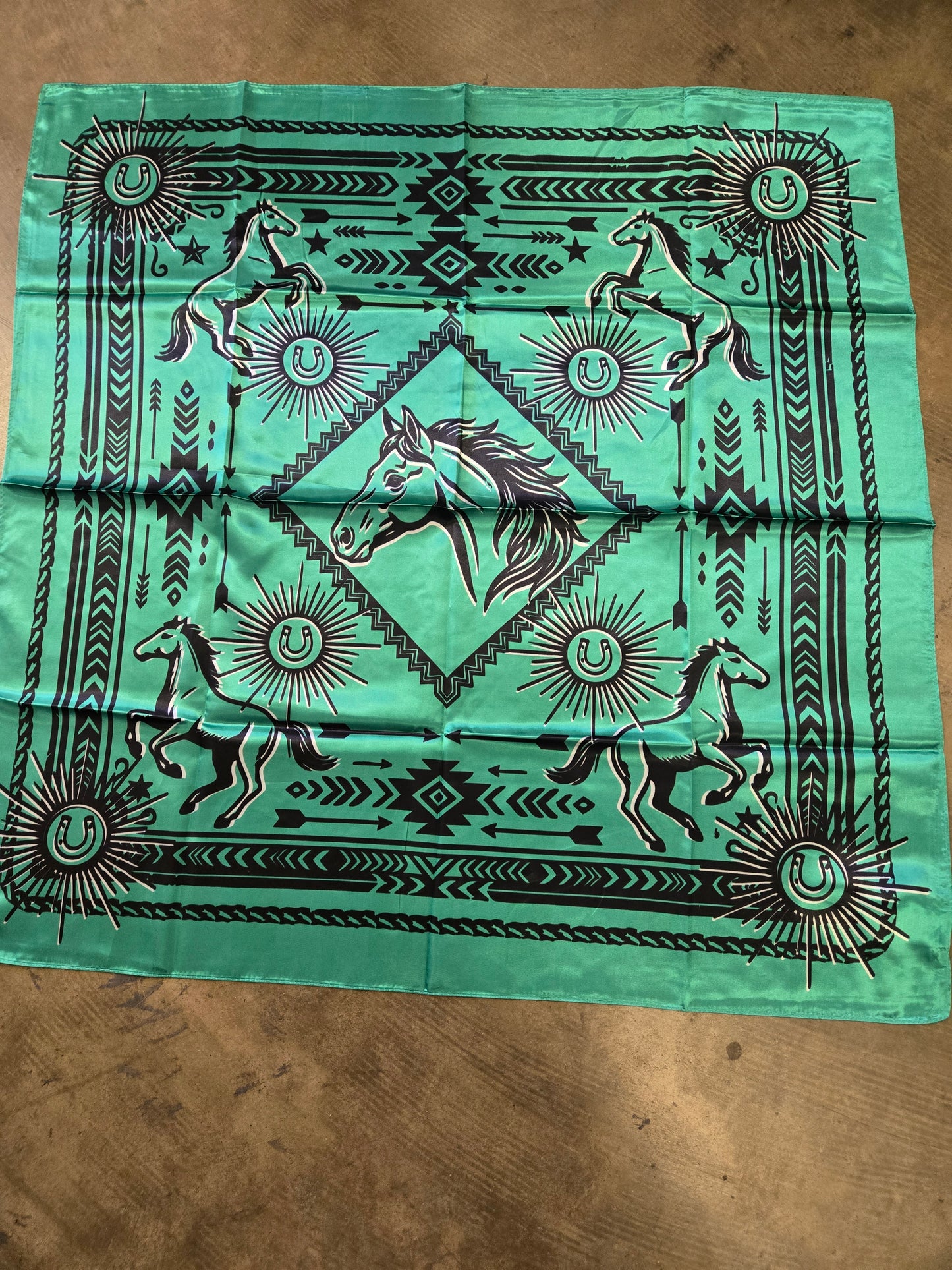 NEW Green Aztec/Horse Wildrag