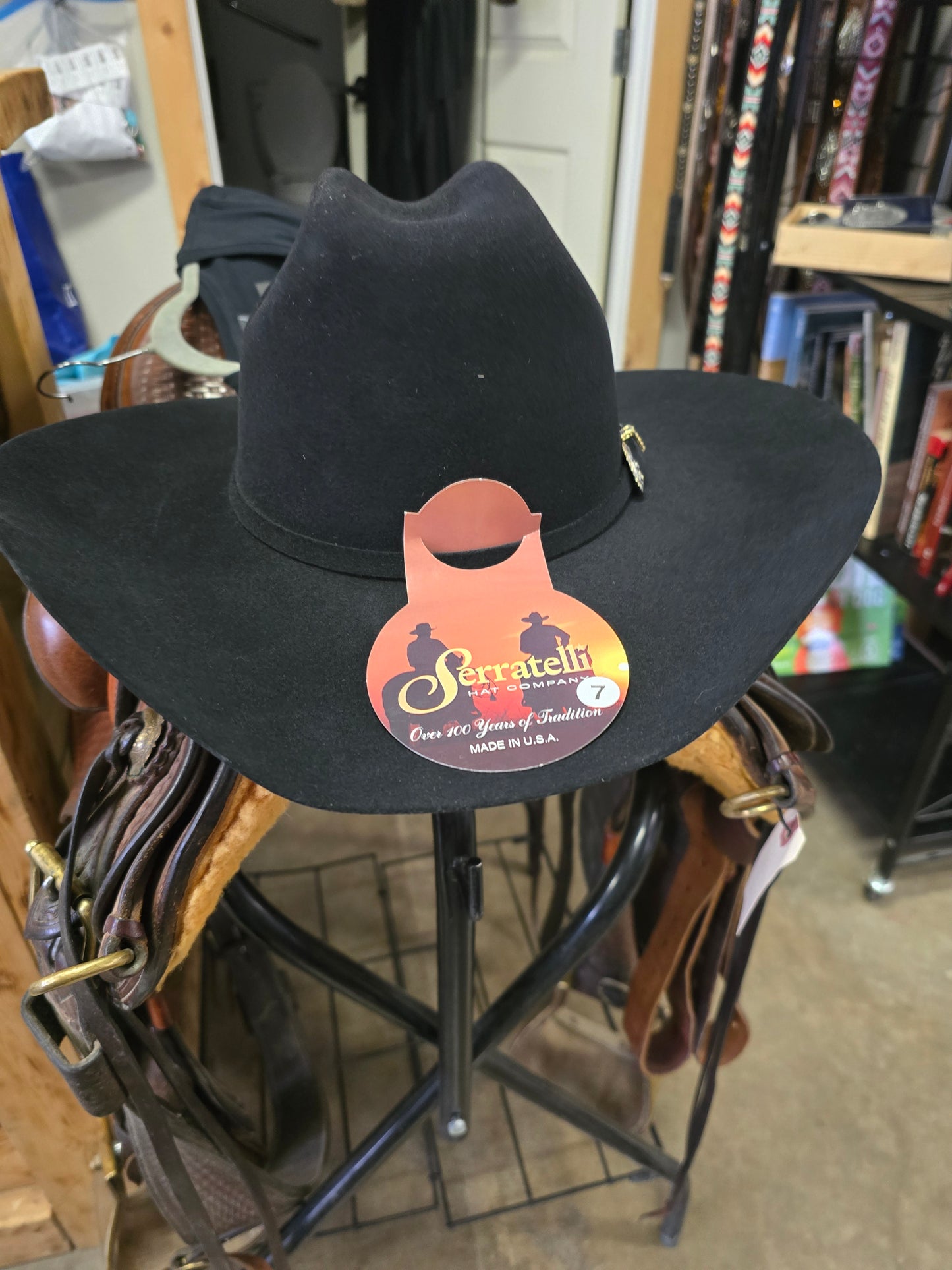 10 X Black Felt Seratelli