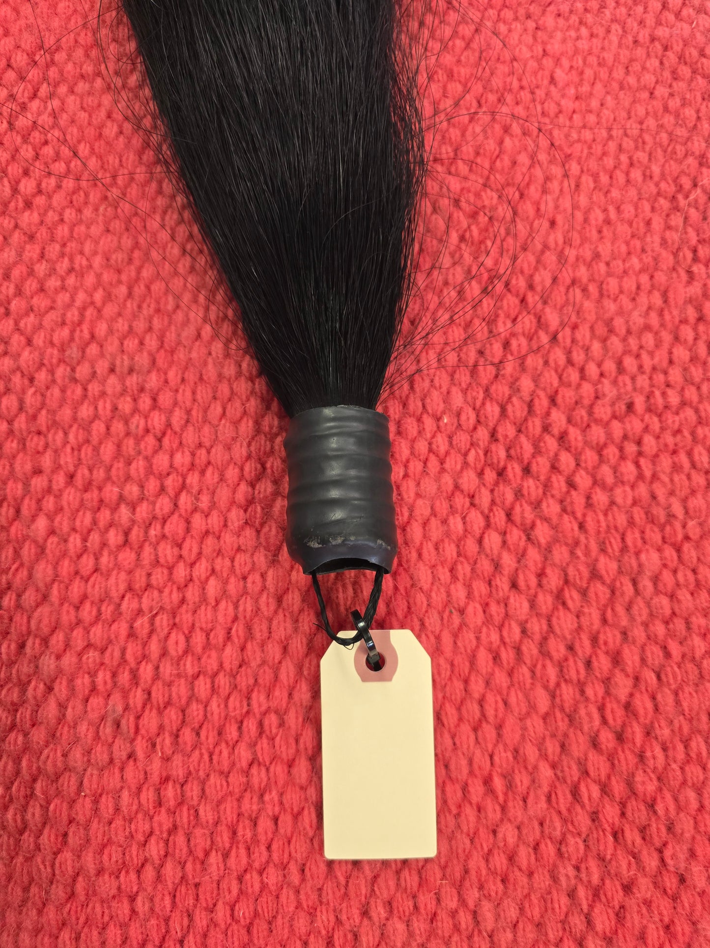 (2 Lb. ) Black Show Tail 28 inch