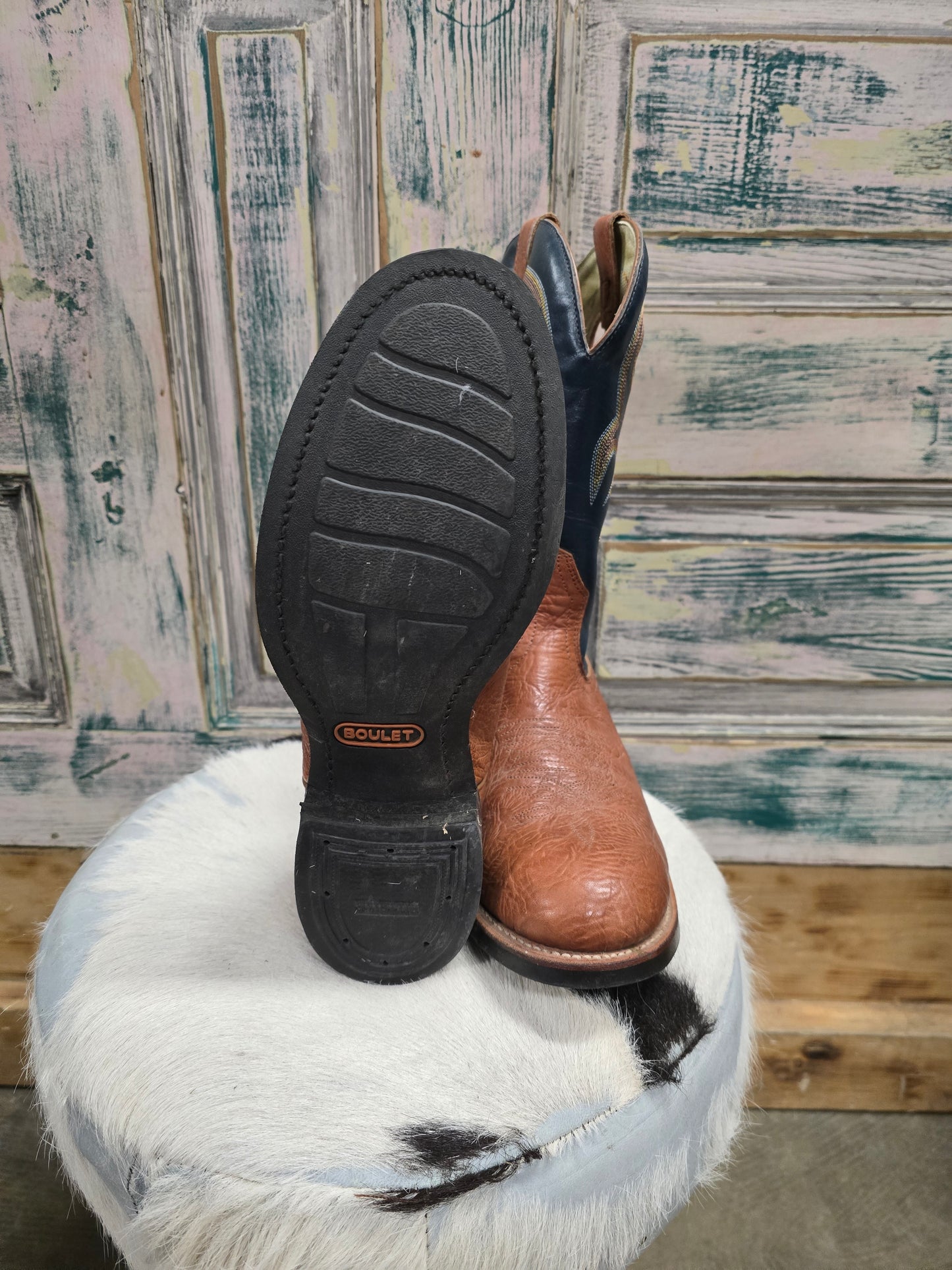 Mens Round Toe Boot/ Blue Tops