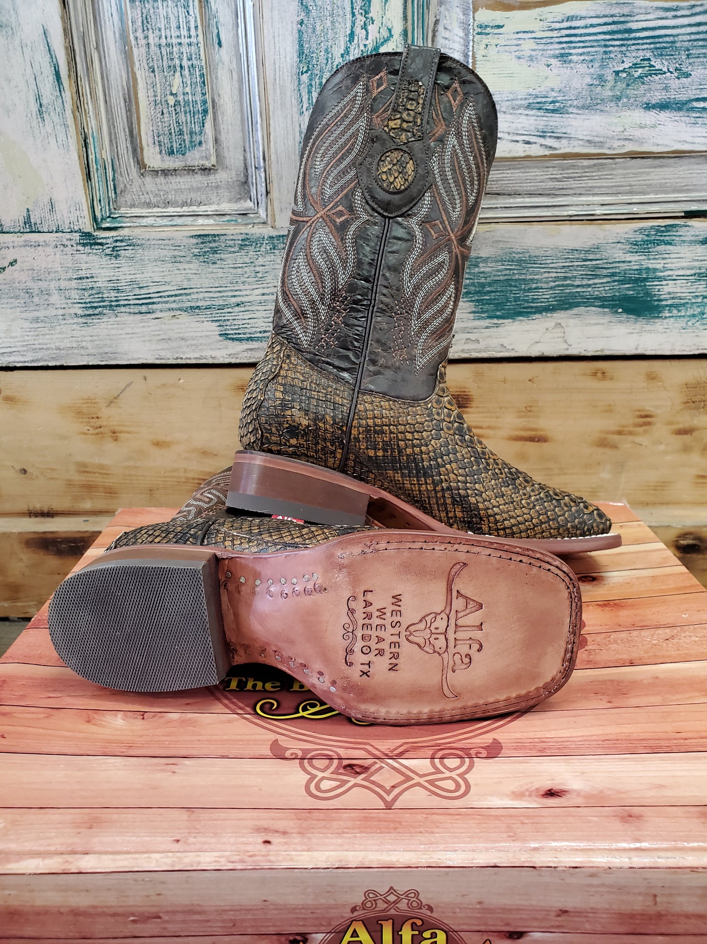 Mens Sq Toe Python Boots