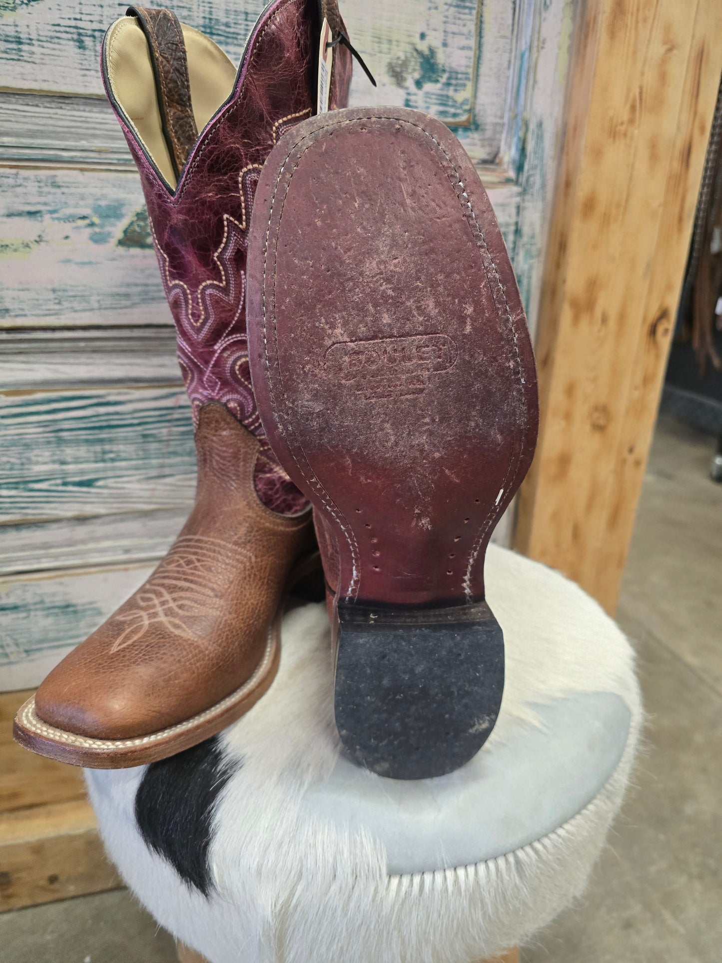 Raspberry Top Boots Sq. Toe