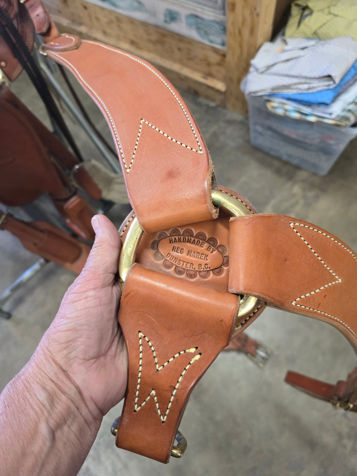 Custom Slick Fork Saddle