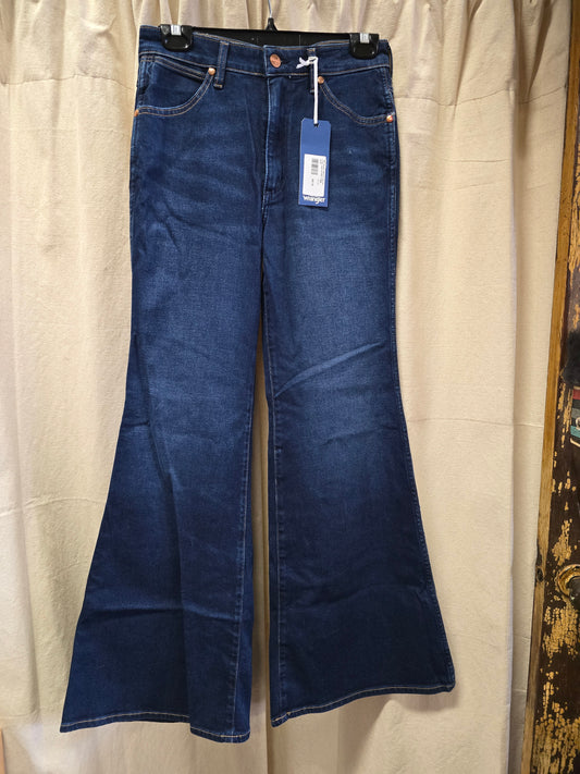 NWT Wrangler Wanderer High Rise Flare Jeans Drk Wash (27x32)
