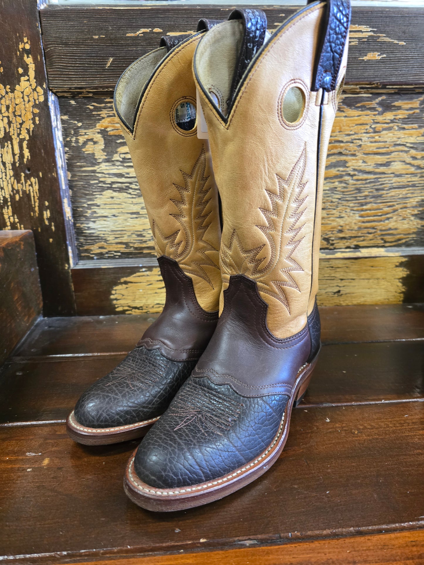 Ladies Canada West Boots Like New