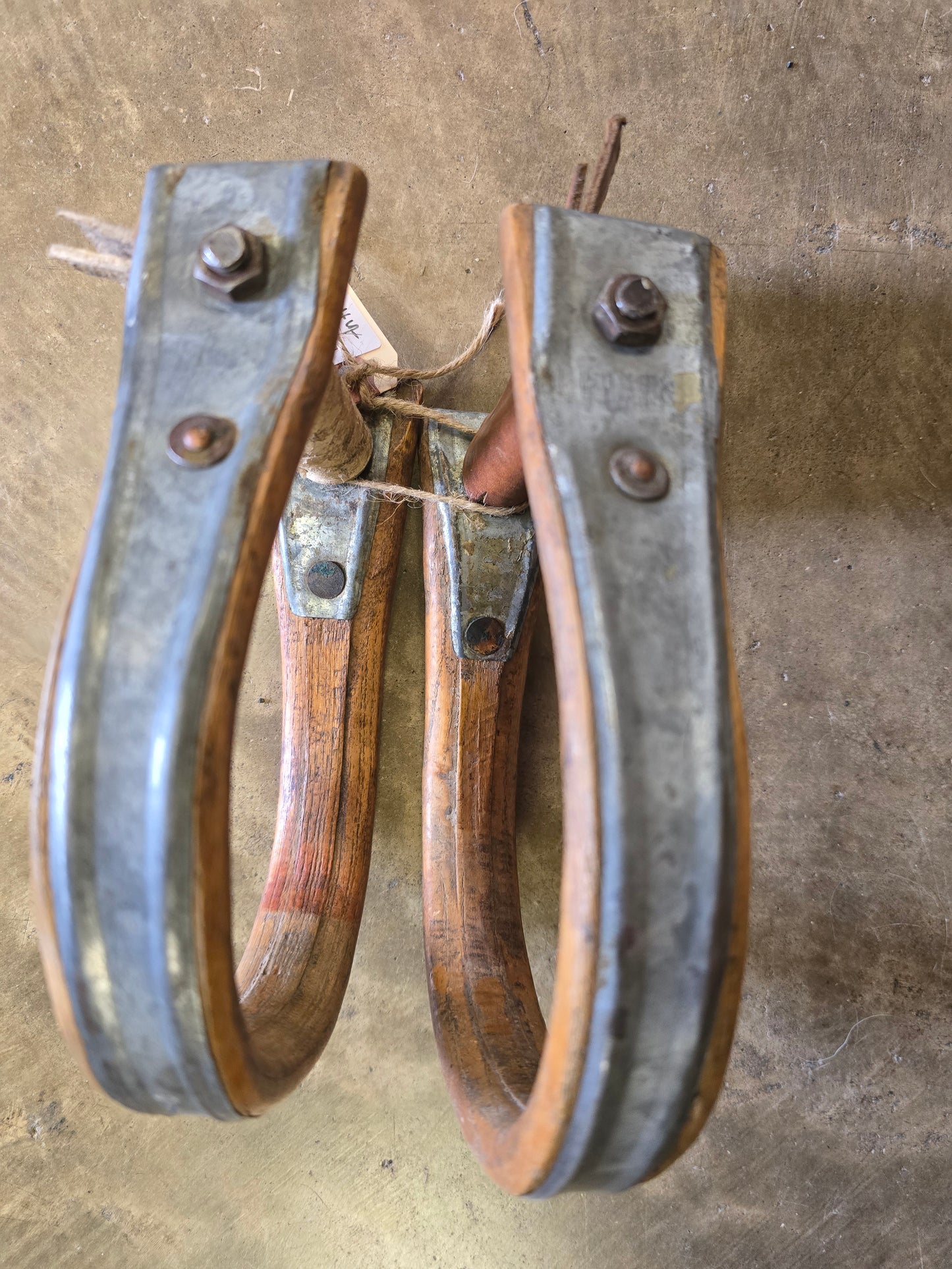 Metal Wrapped Wood Oxbow Stirrups
