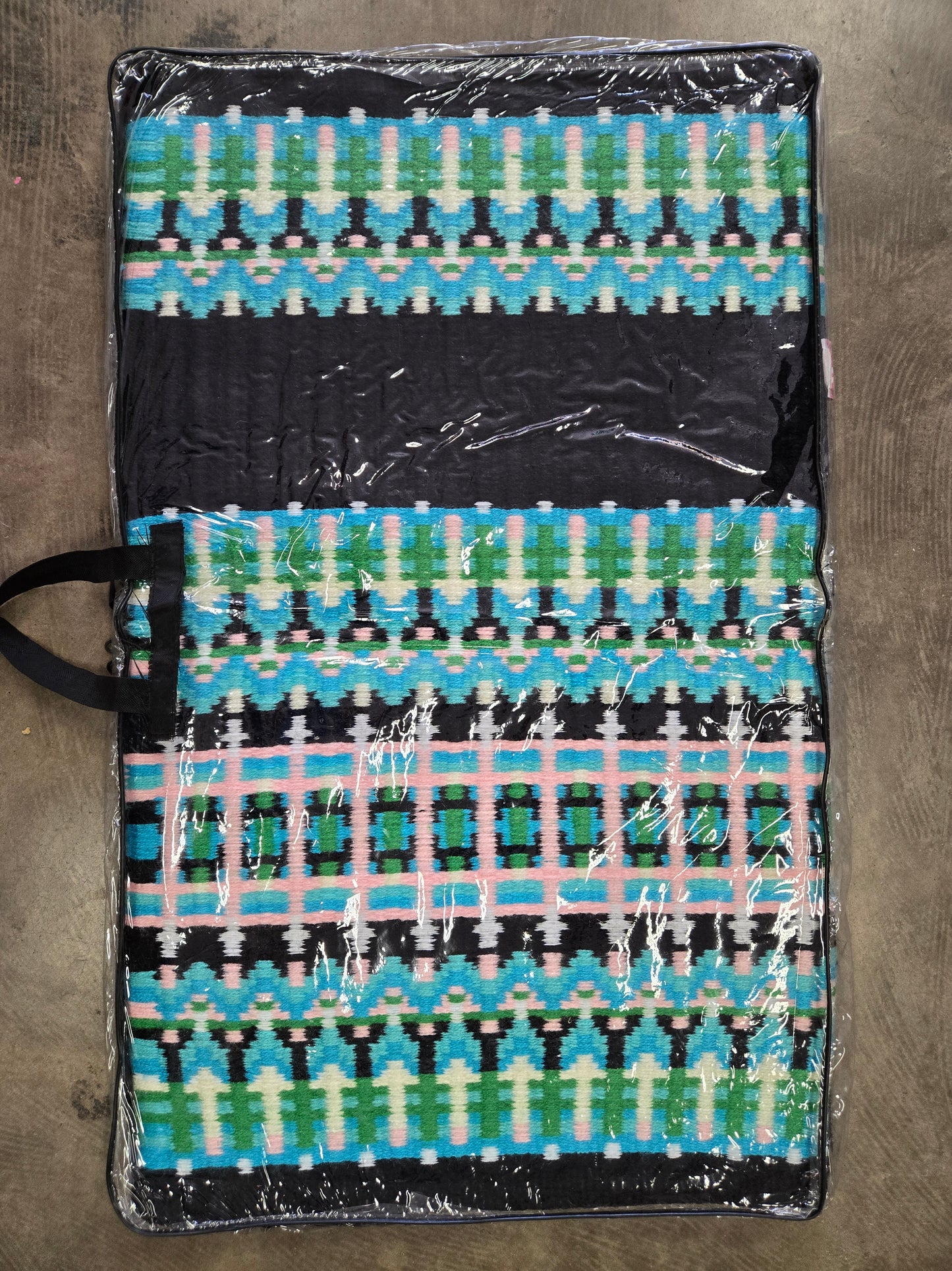 NEW Show Pad Blue-Green Blush-Black