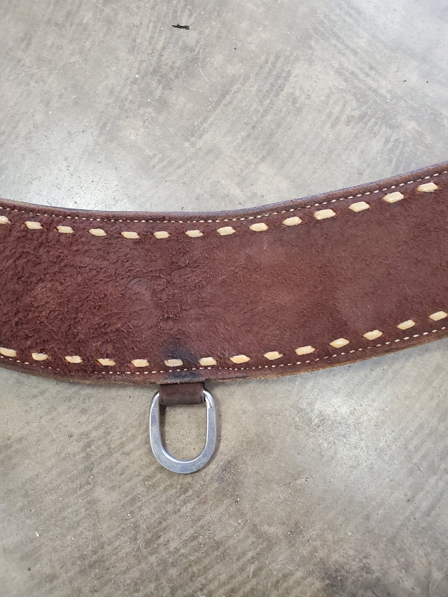 Tripping Collar                     Rough Out Buck Stitching