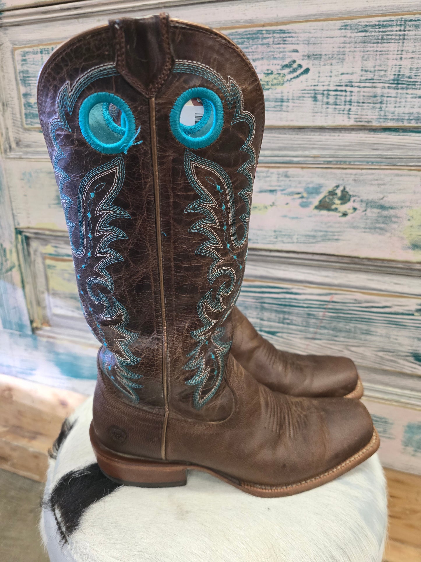Ladies Arait Boots-Teal Stitch