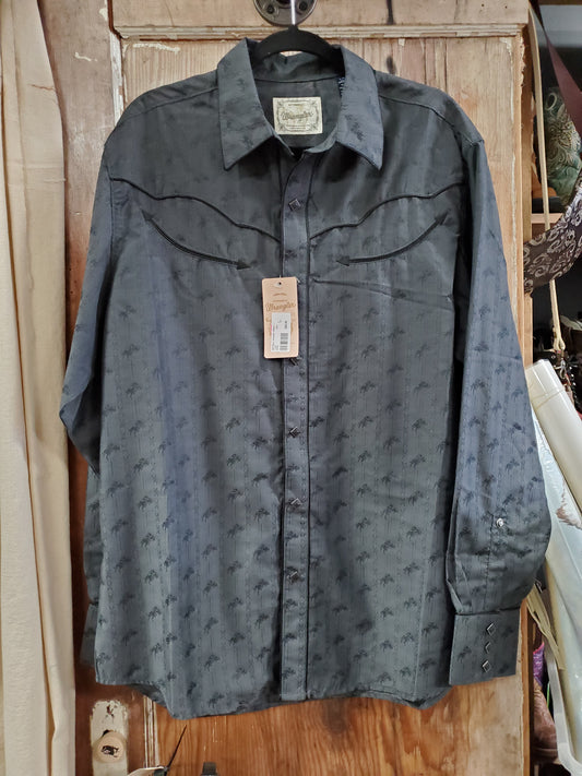 NWT Mens "Authentic" W/shirt - L & XL