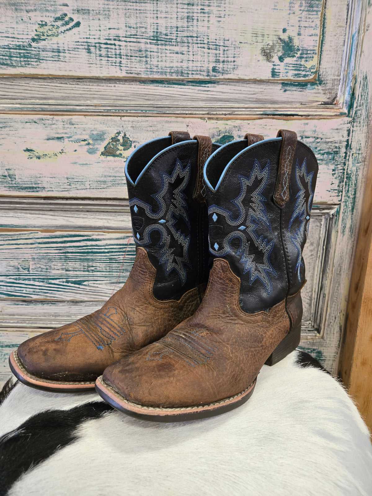 Sq. Toe Youth Boots/Blue Top