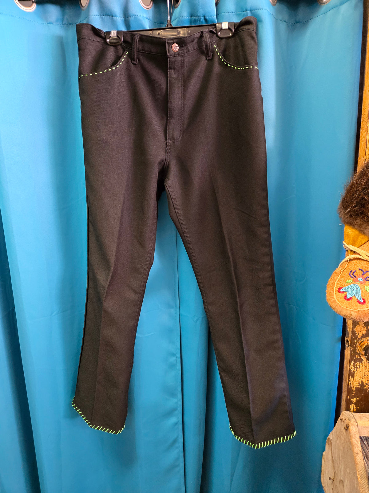 Upcycled Vintage Trousers black - green