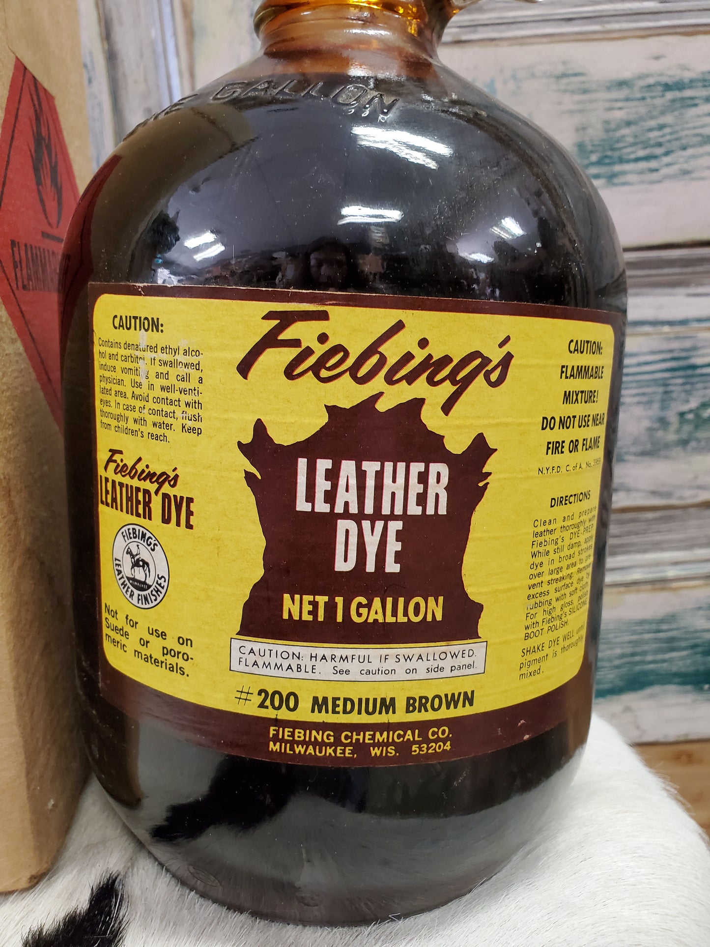 Fiebings Leather Dye
