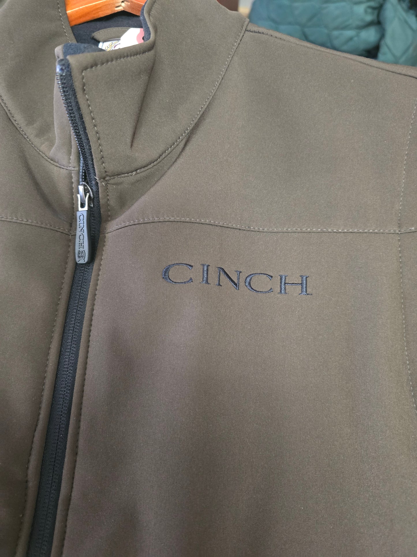 Men's Brown Cinch Vest                   Fleece Lined