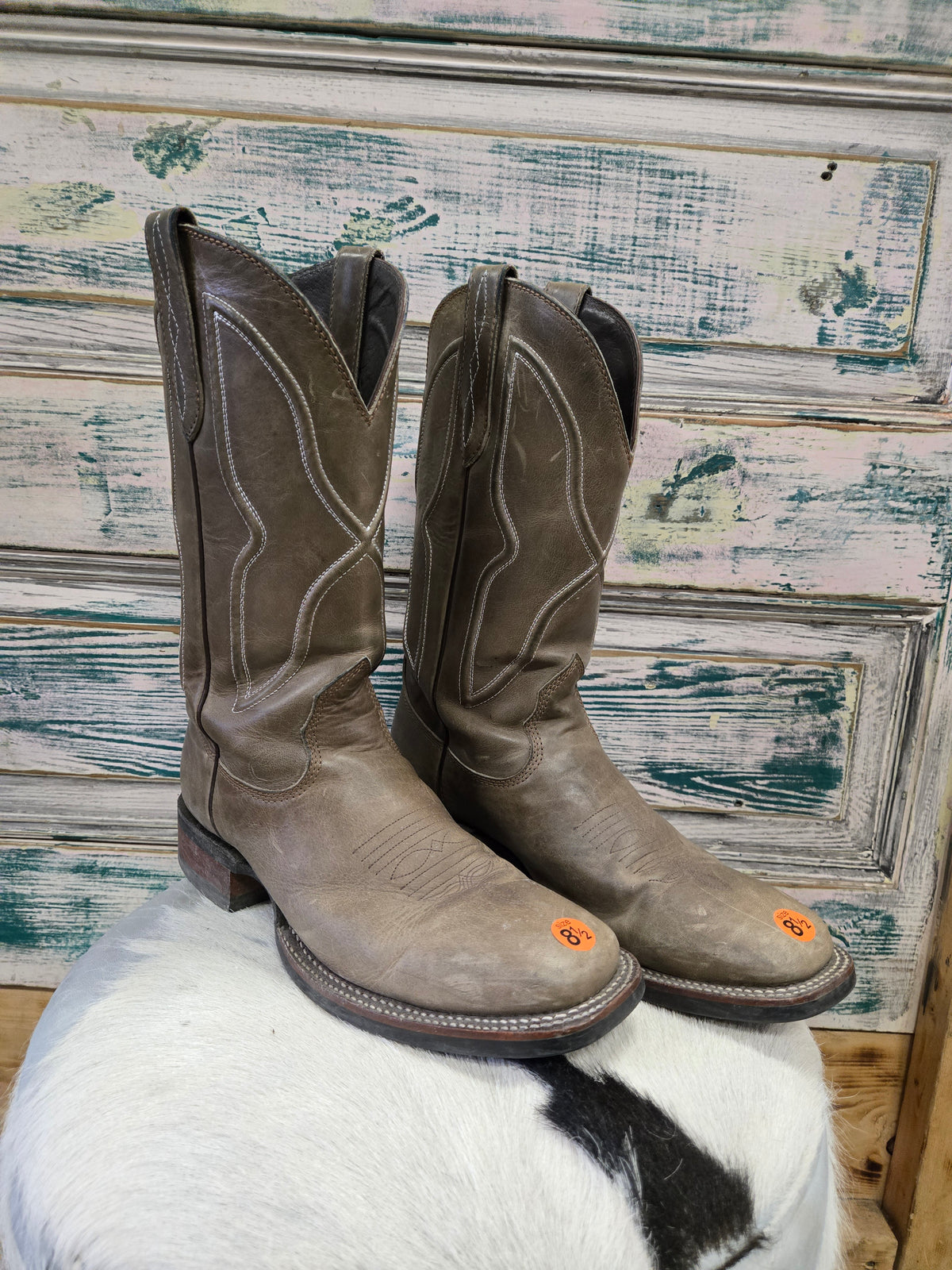 Men's Taupe Sq. Toe Boots