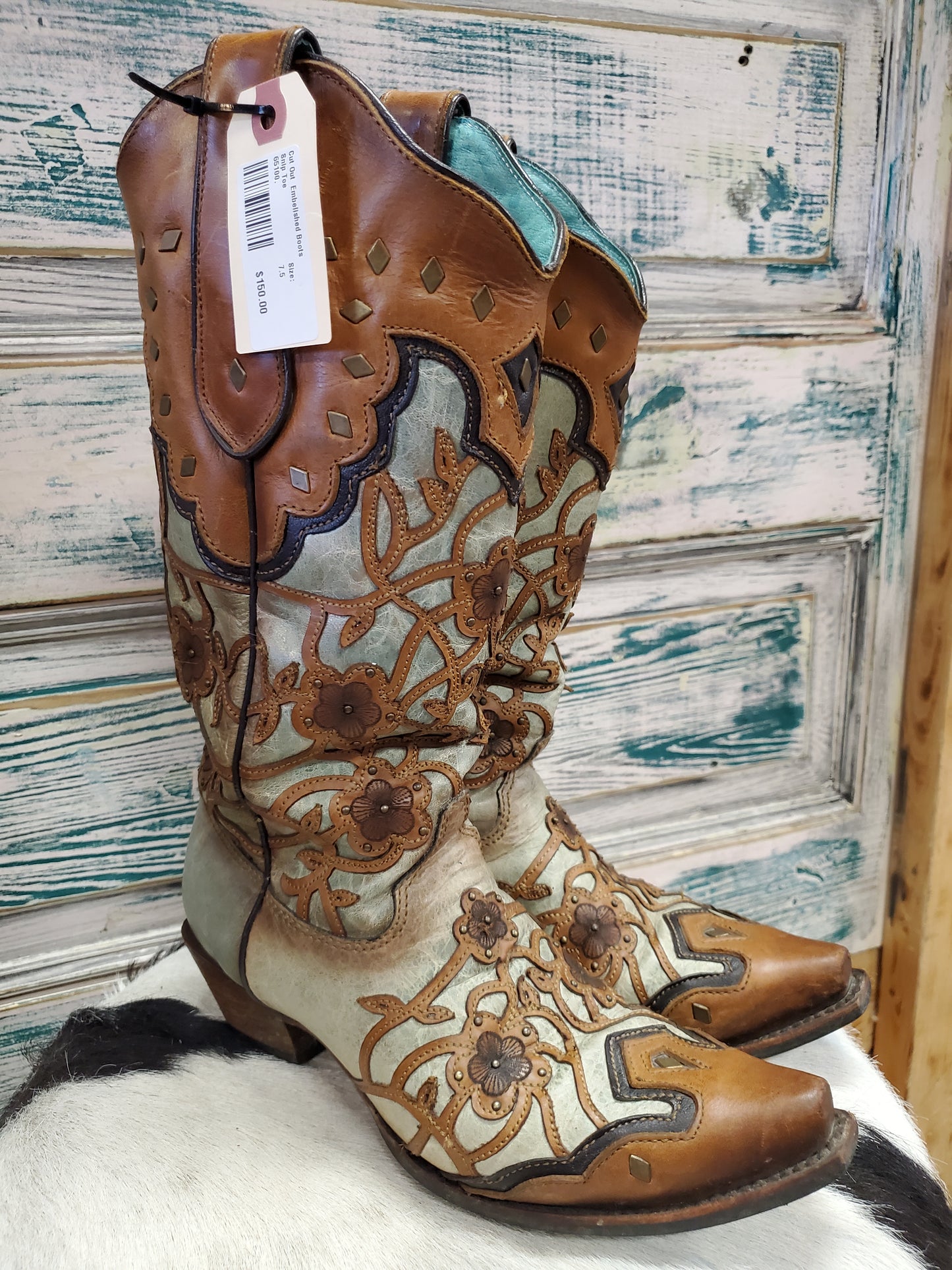 Cut Out Embelished Boots Snip Toe