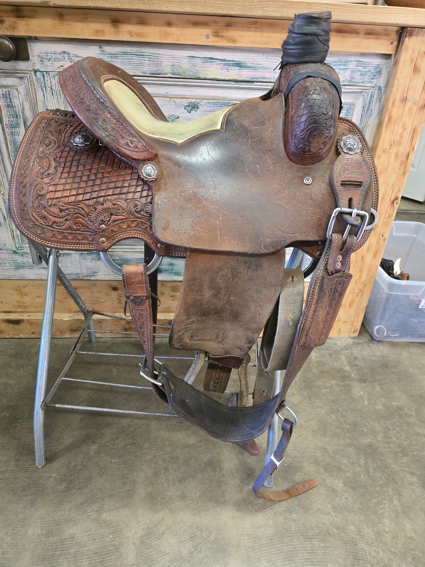 Irvines (14 Inch) Rope Saddle