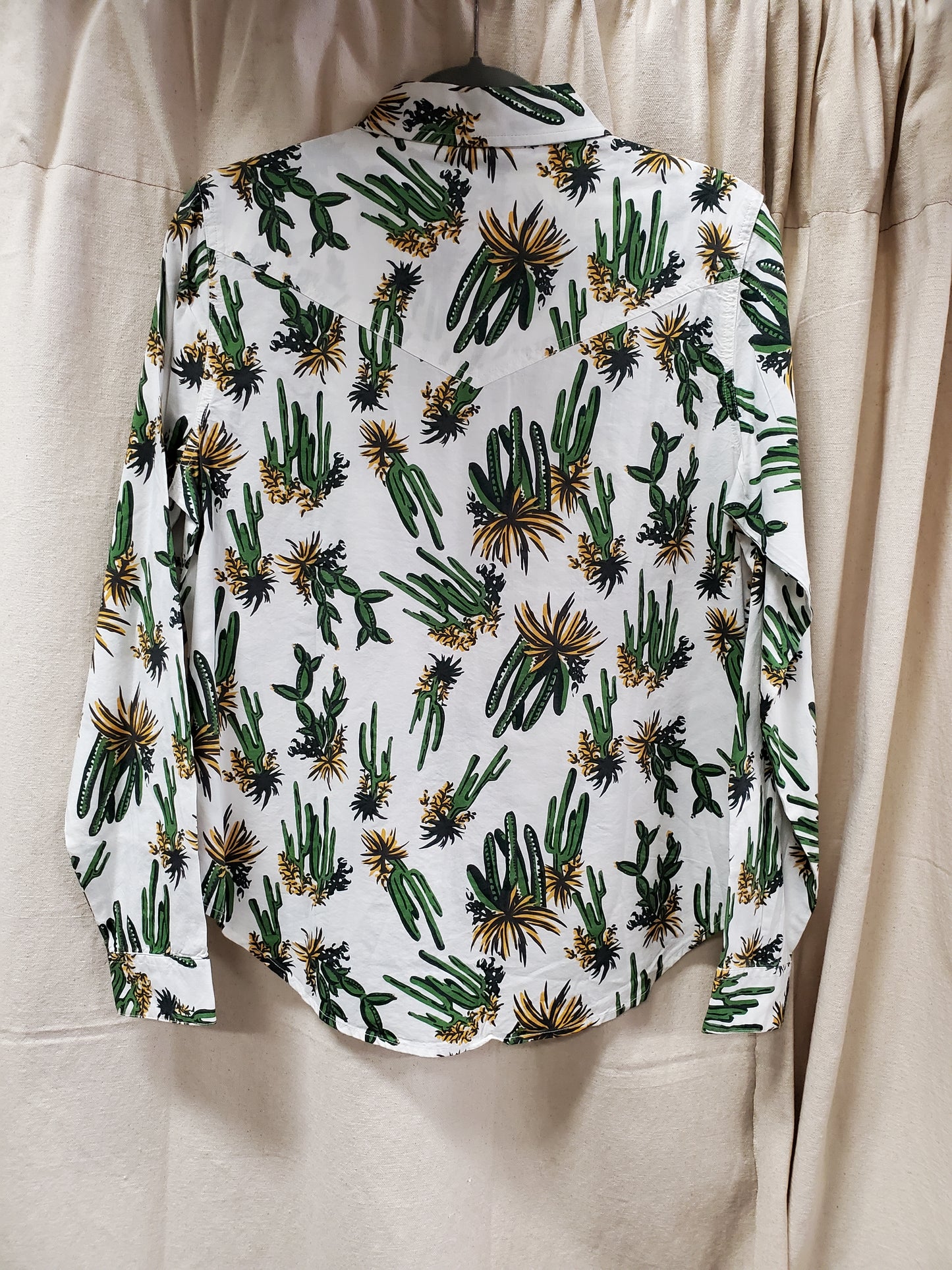 NWT Cactus Print W/shirt