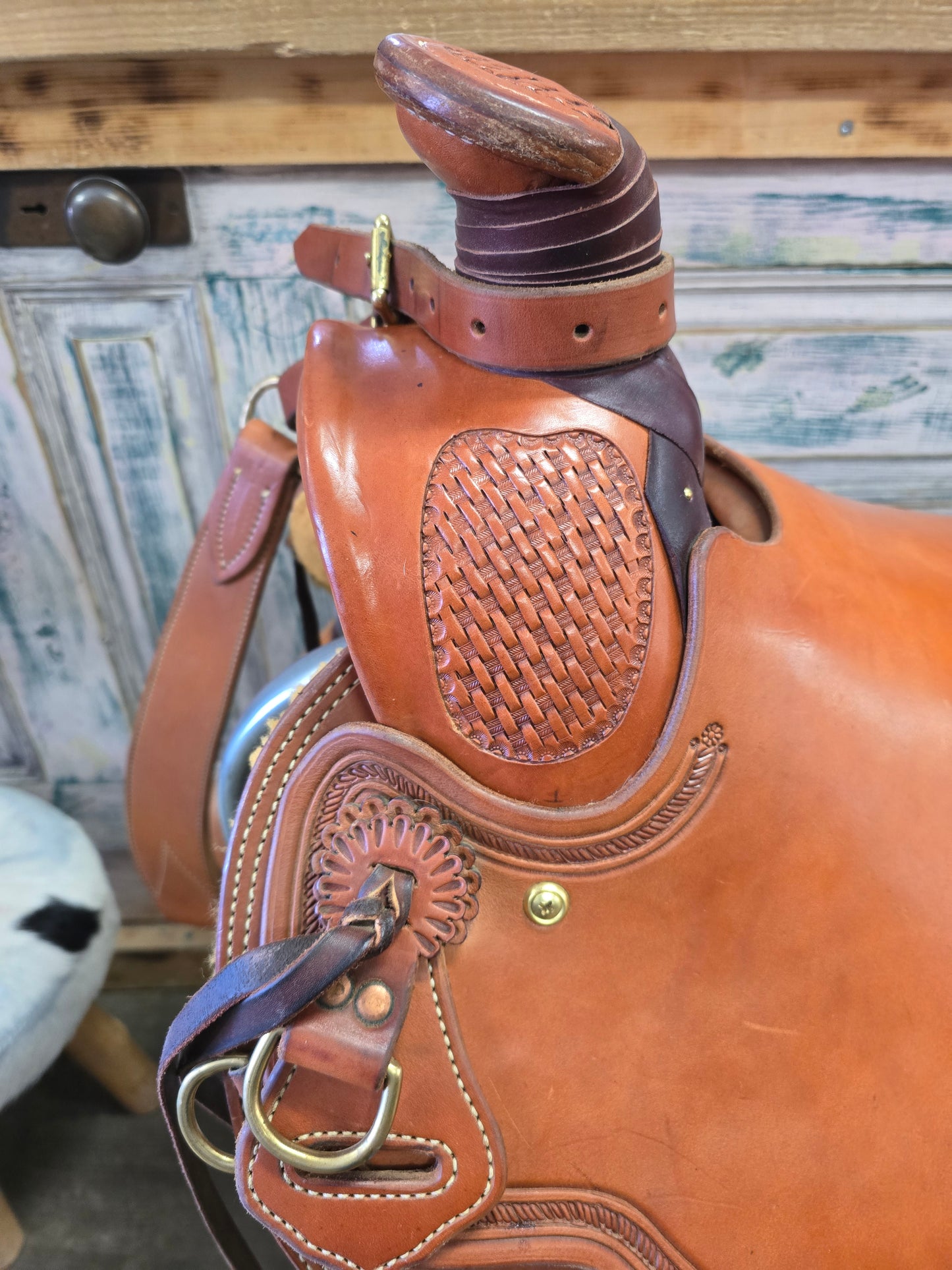 Custom Slick Fork Saddle