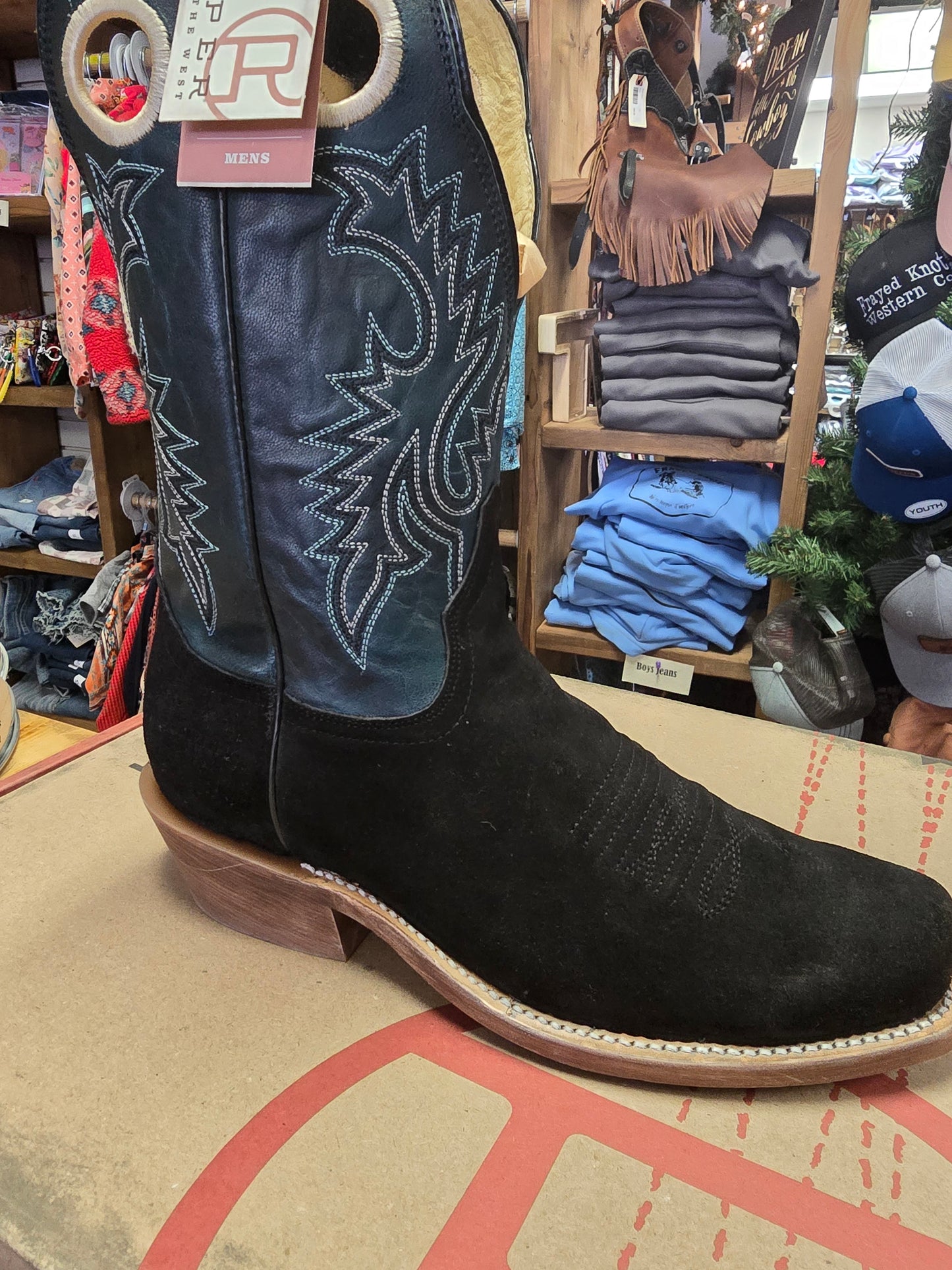 NEW Men's Cutter Toe Boot               Suede Vamp