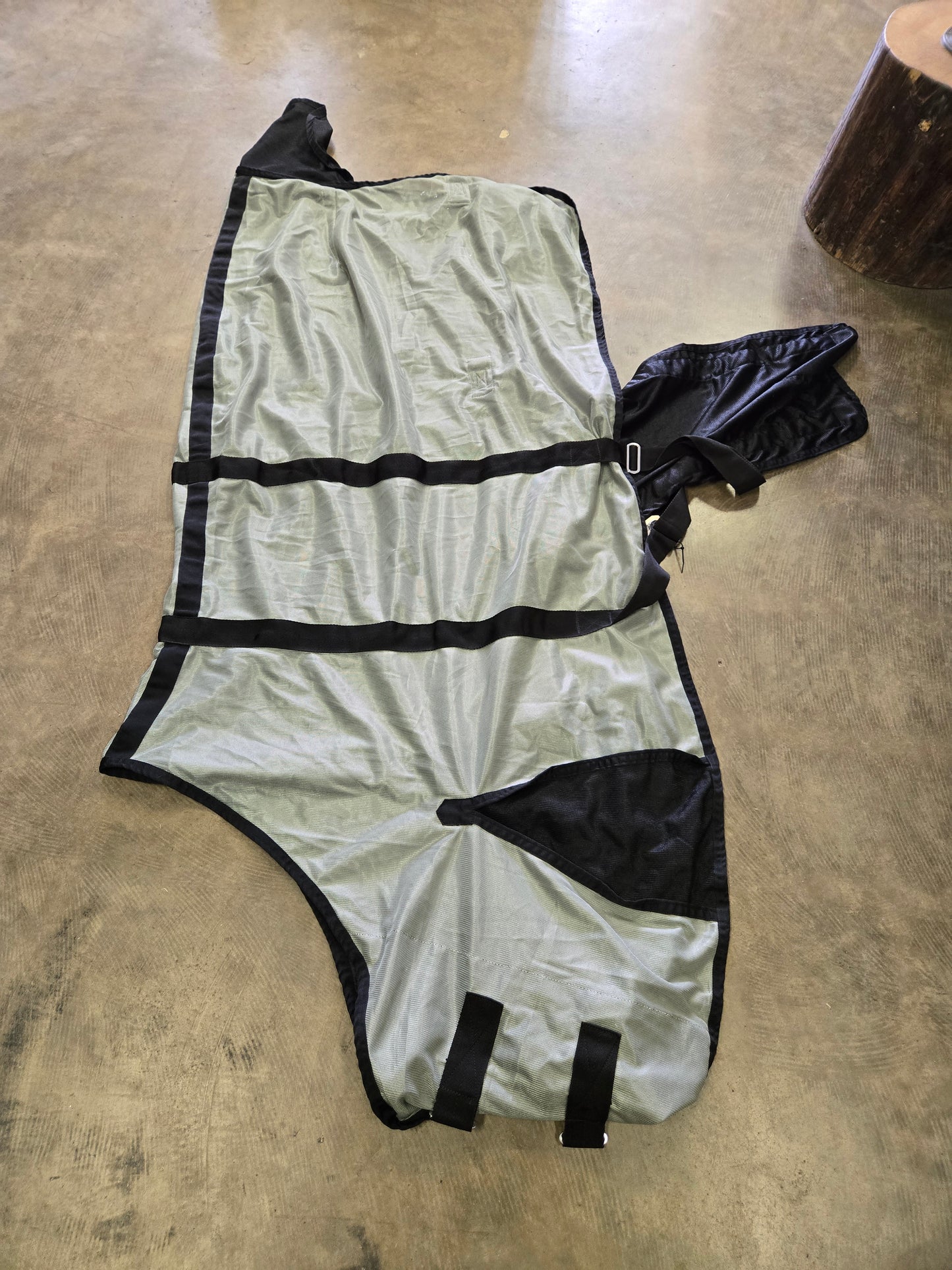 Grey Fly Sheet (M 76)