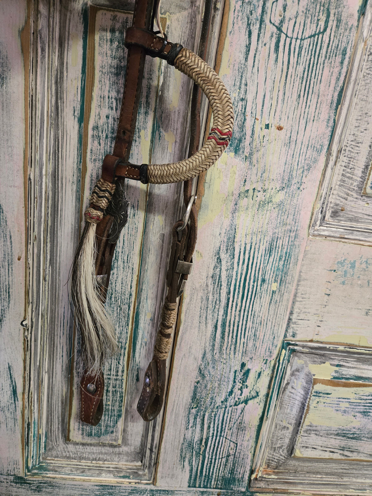 Single Ear Headstall                         Rawhide Accents
