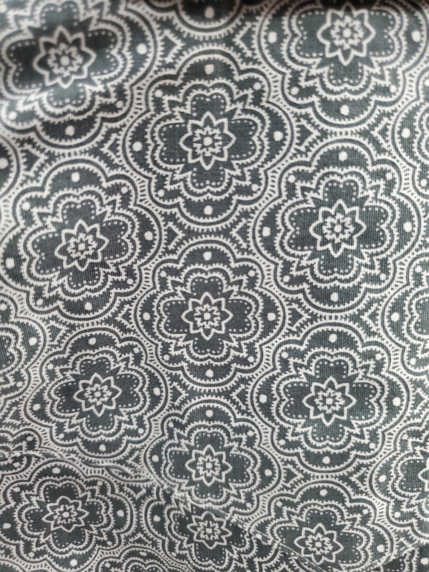 NEW ladies Stretch Paisley W/Shirt
