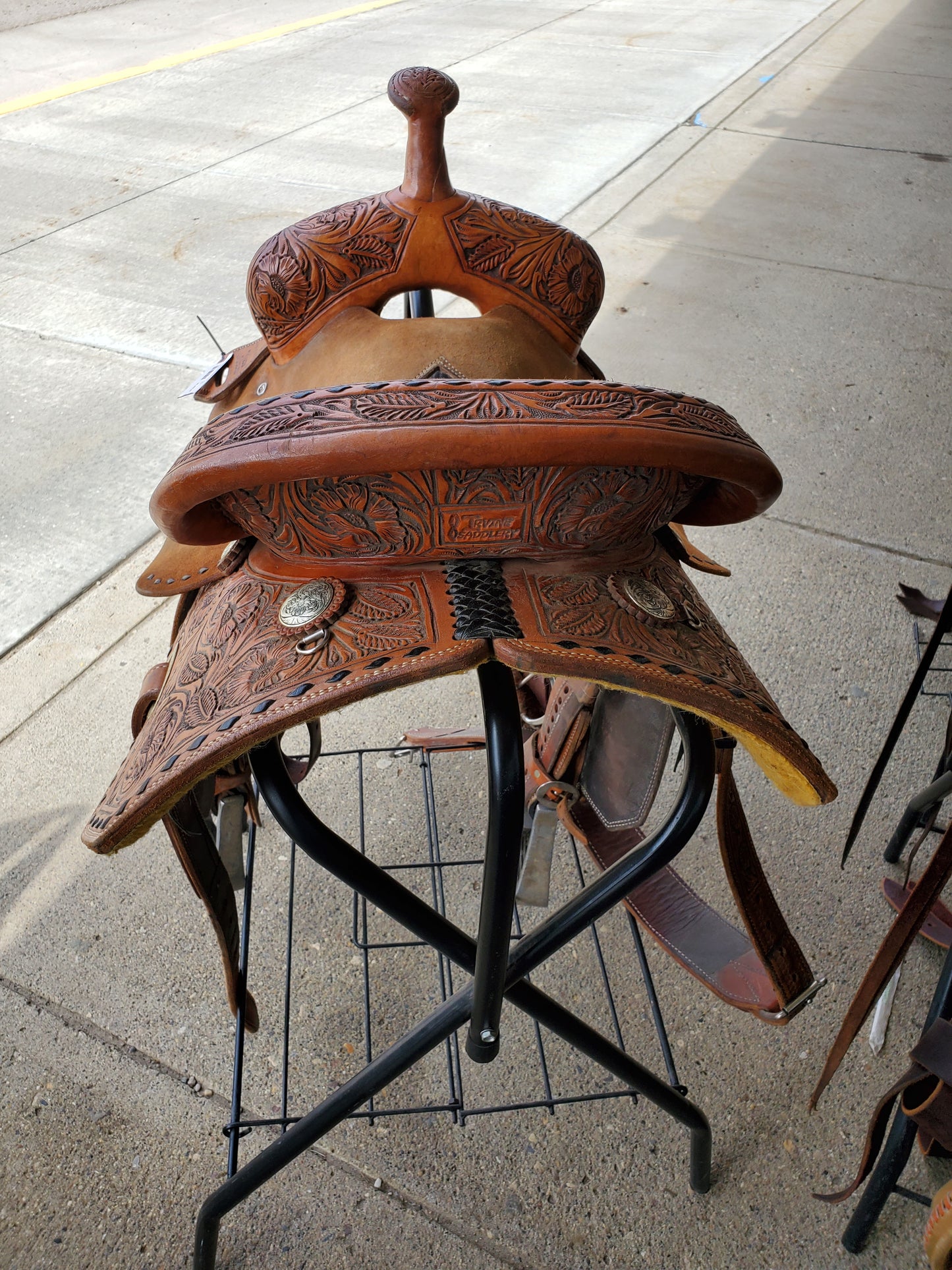Irvines Barrel Saddle (14.5)