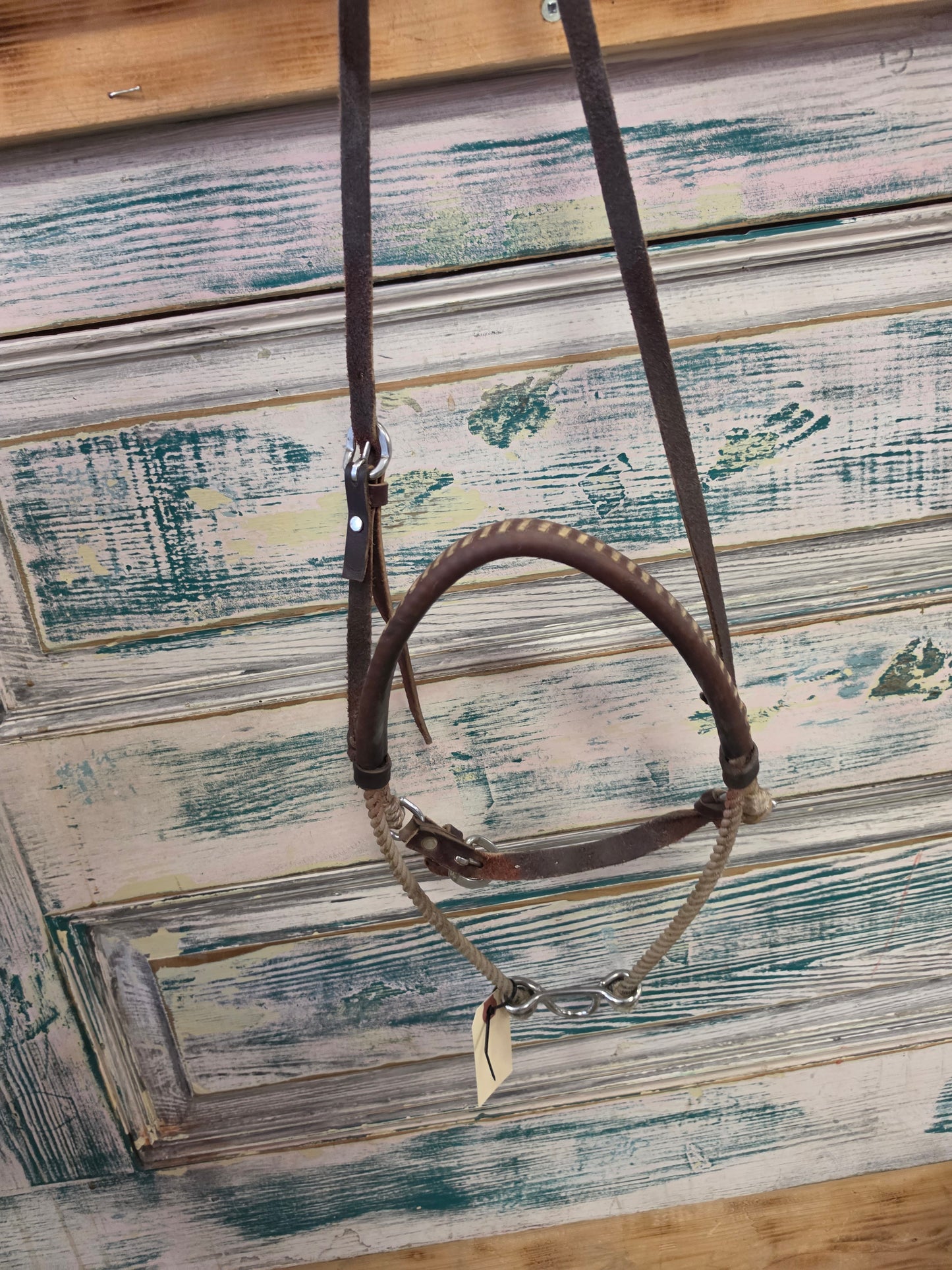 Leather Wrapped Rope Nose                           Tie Down