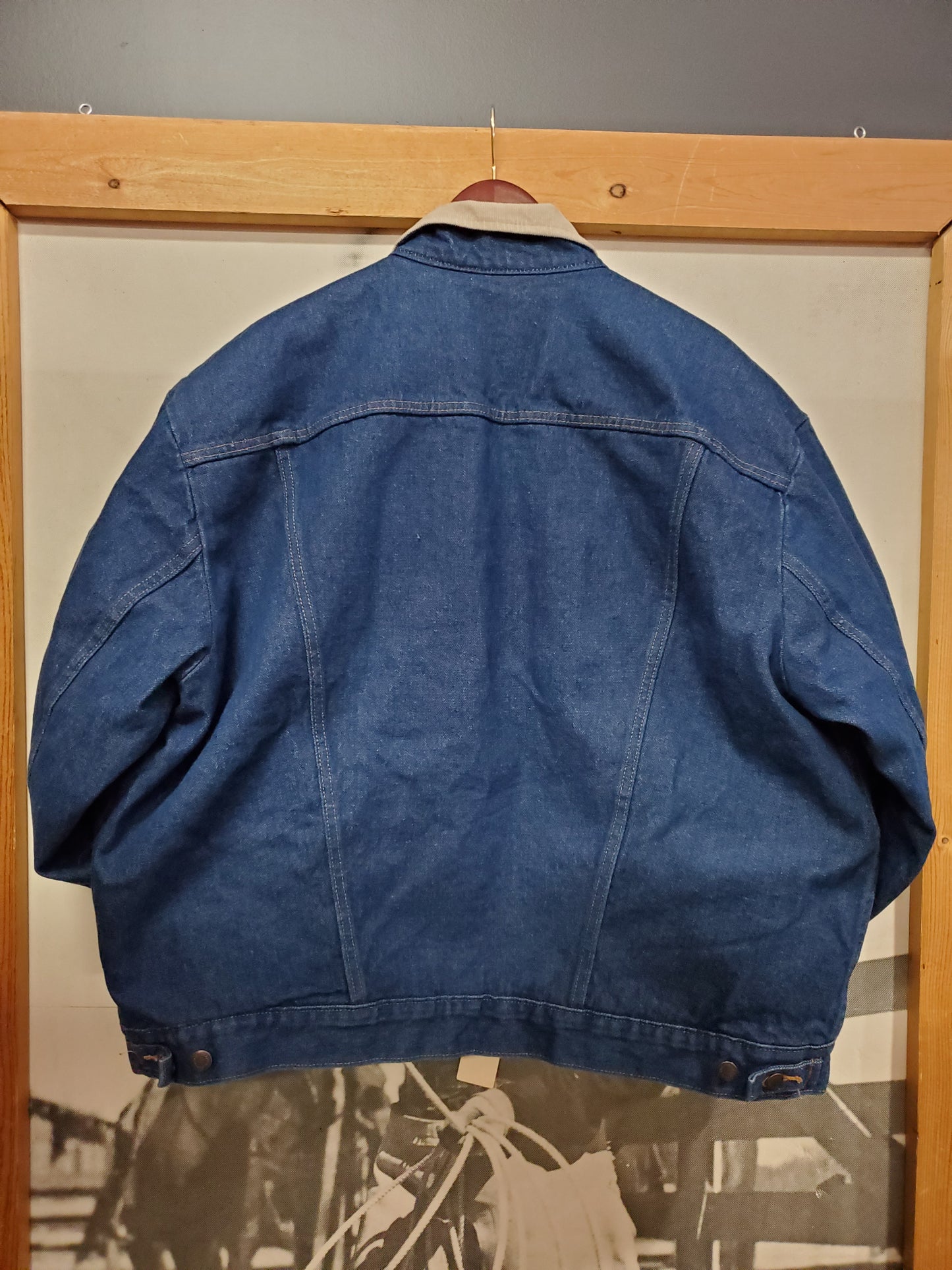 Men's Like New                           Wrangler Stormrider