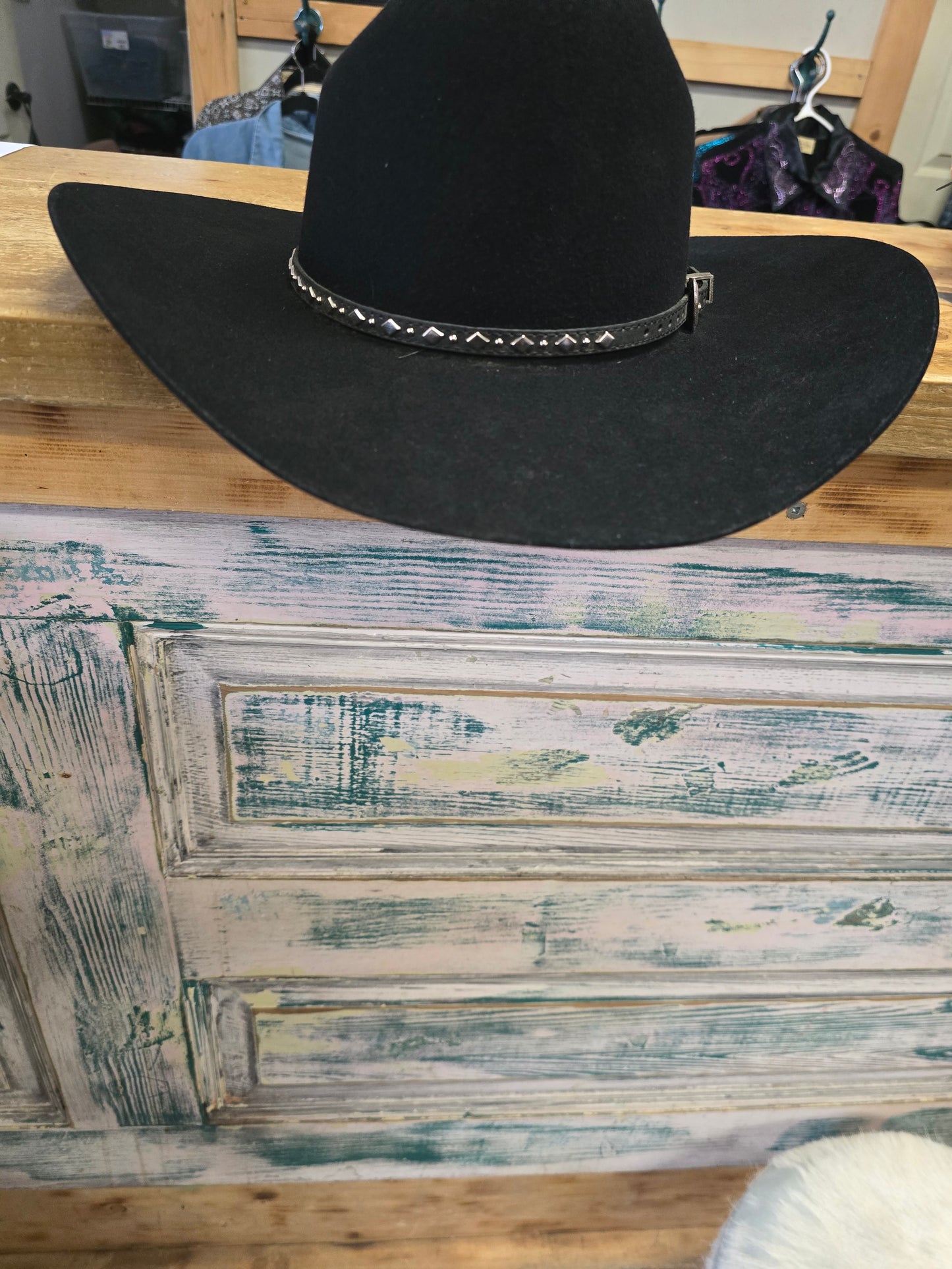 Black "Woodland" Felt Hat (6X)