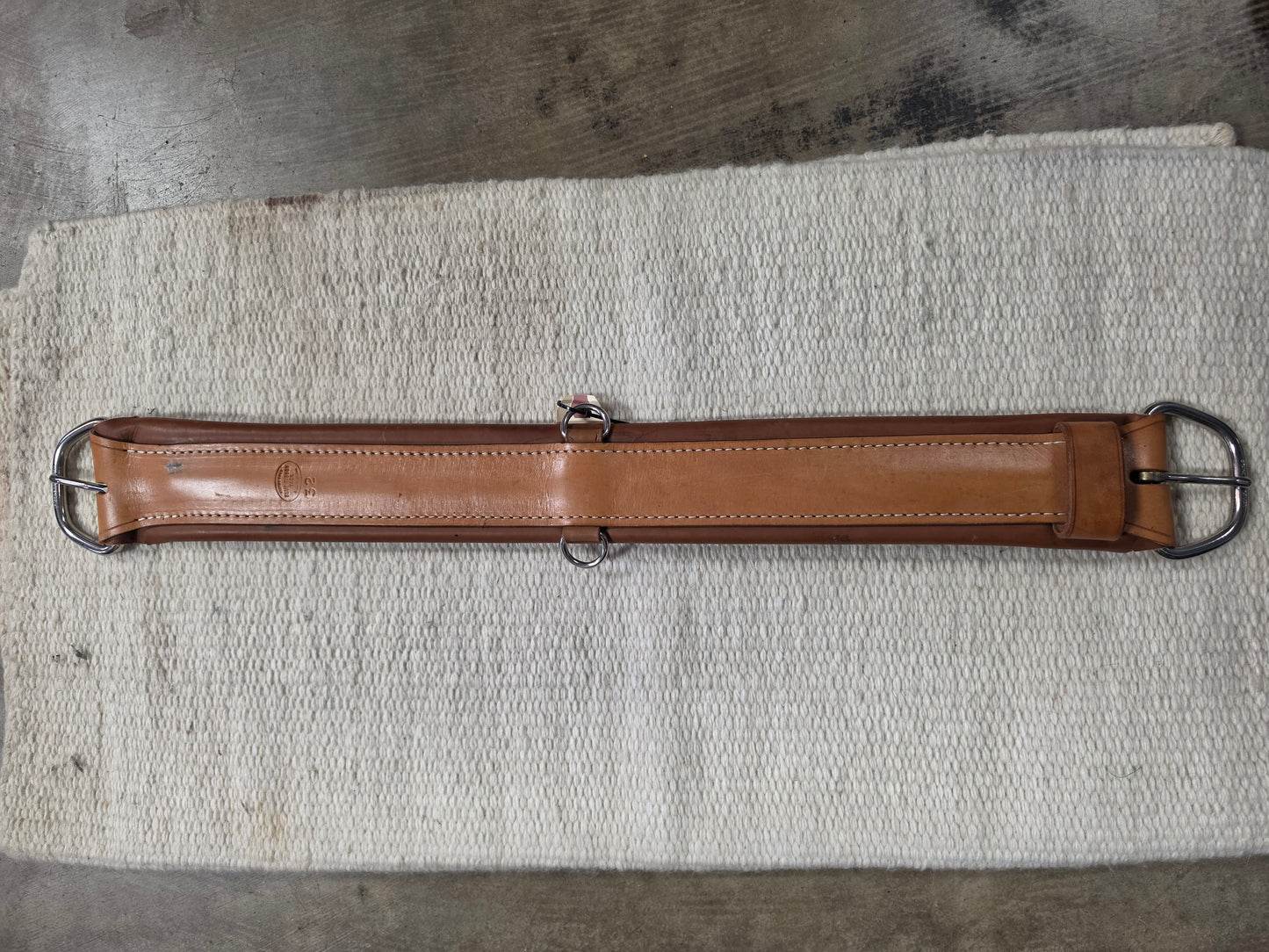 32 Inch Blue Ribbon Front Cinch