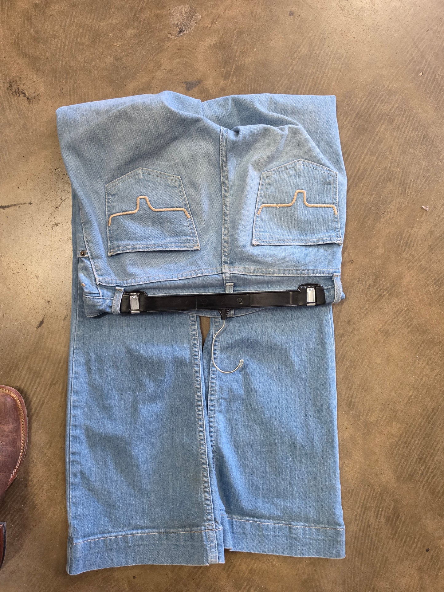 Kimes Lola Light Wash Jeans