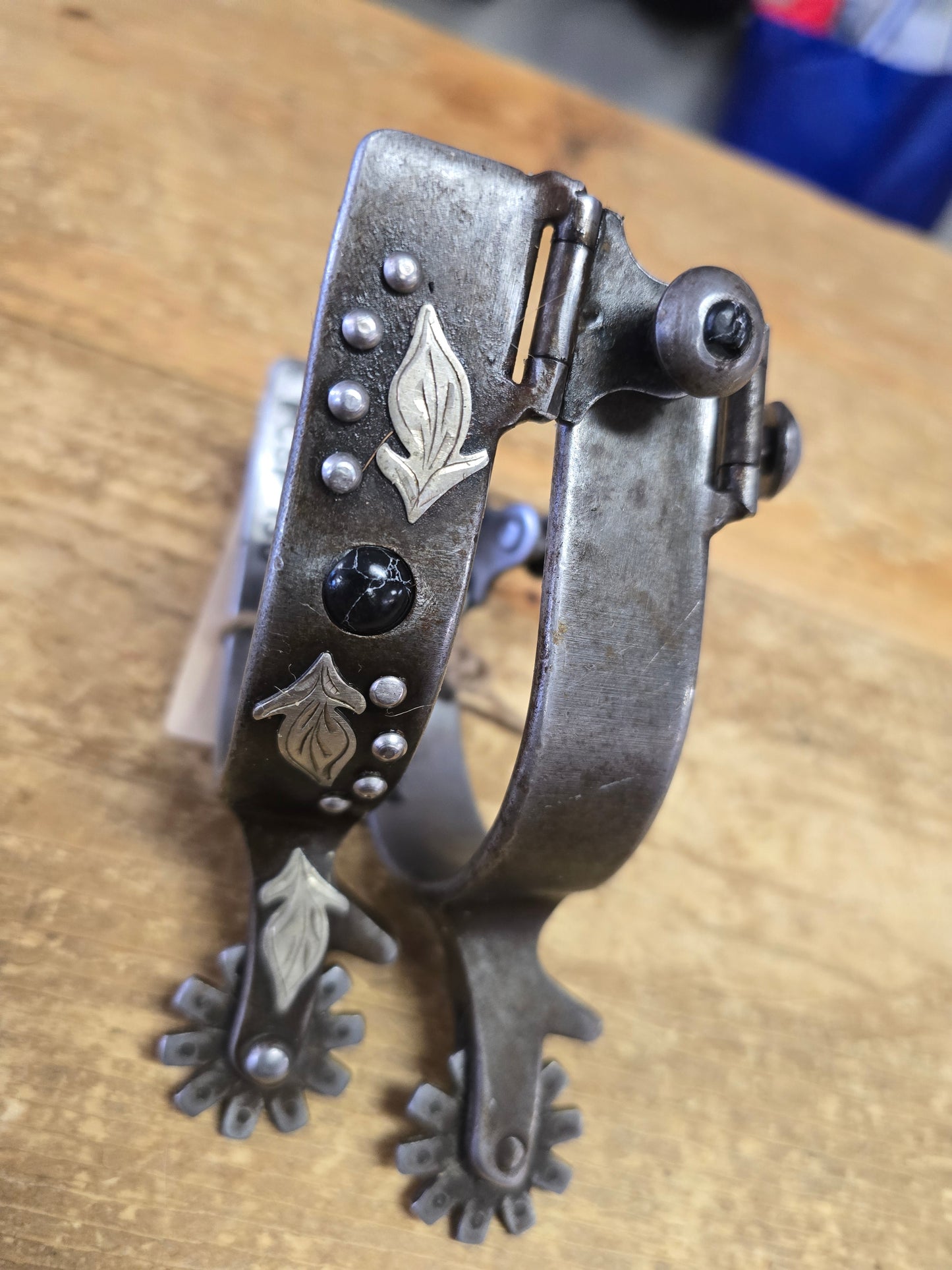Leaf Design Spurs