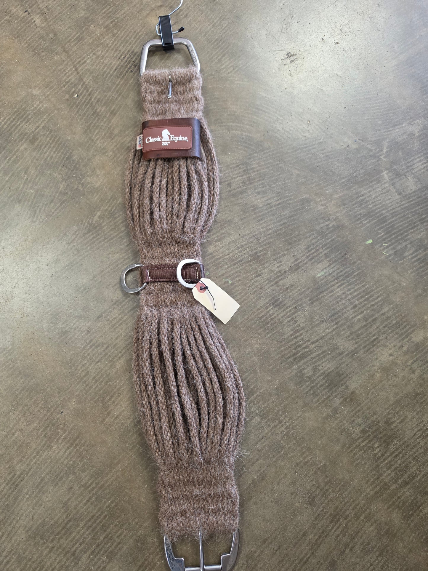 Brown Mohair Cinch/ 32