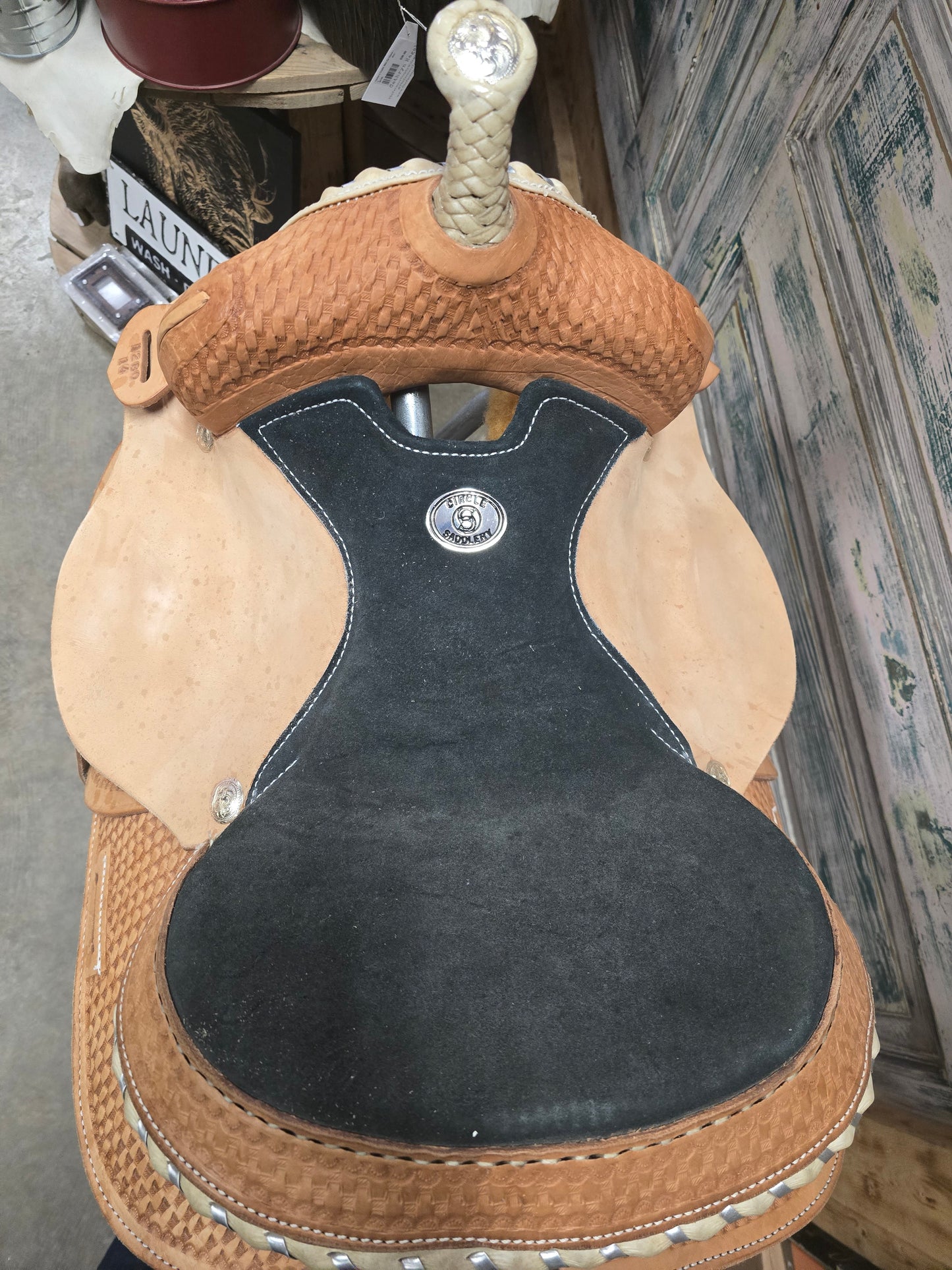 NEW 14 Inch Barrel Saddle