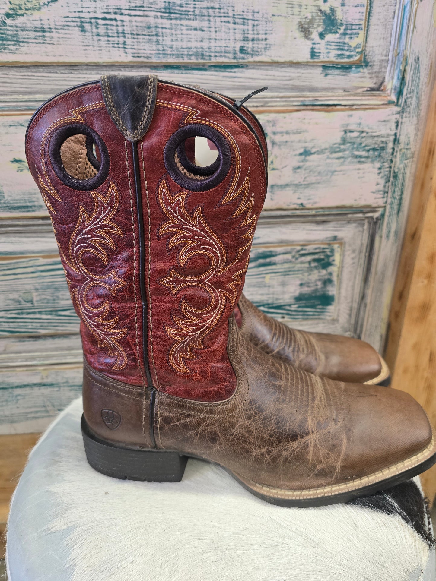 Men's Burnt Orange Top                          Sq. Toe Boot
