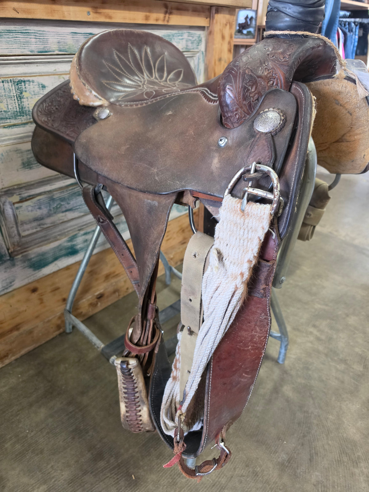 Frontier 15 Inch Rope Saddle