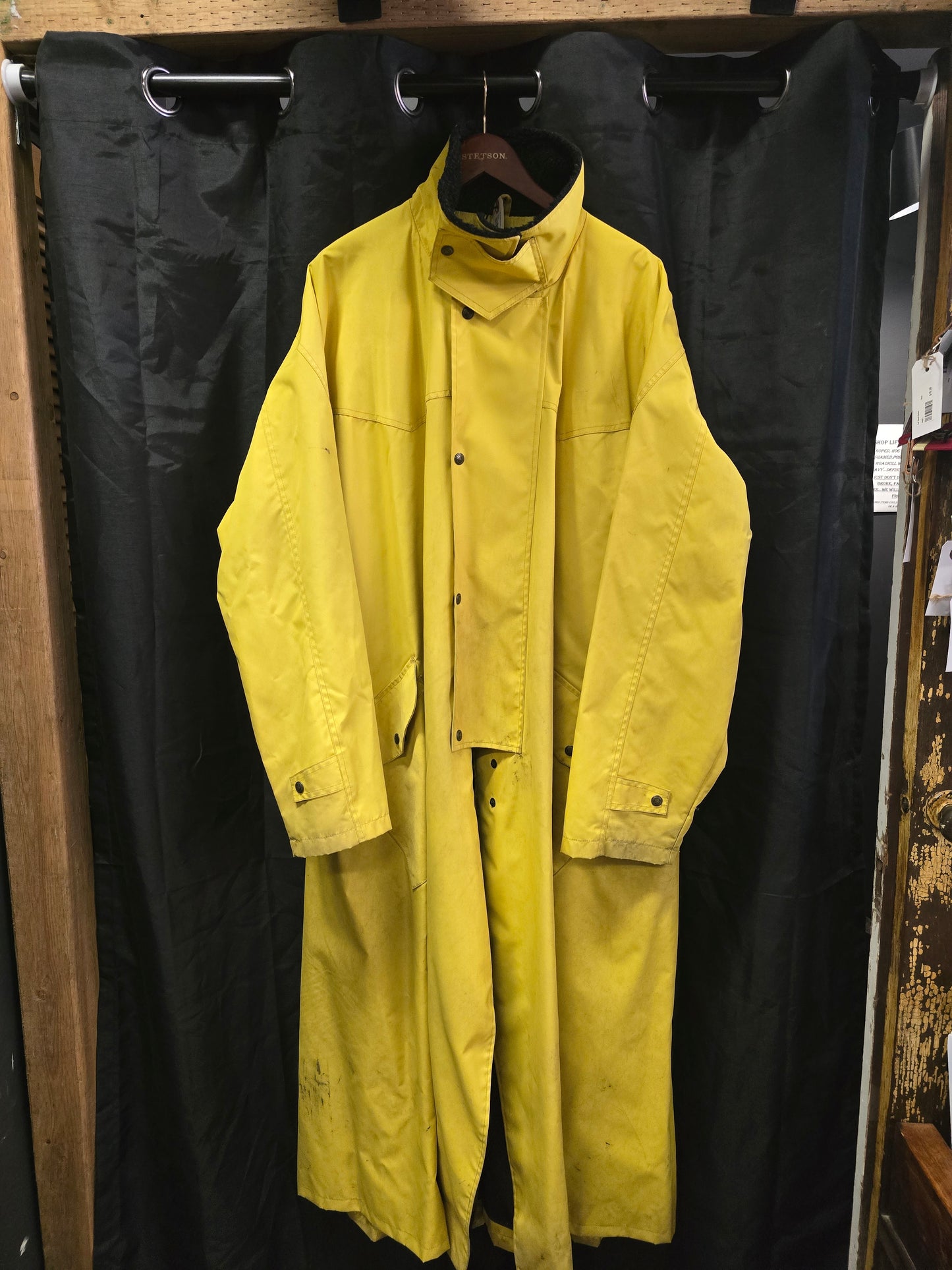 Kix N BUX Slicker-Yellow