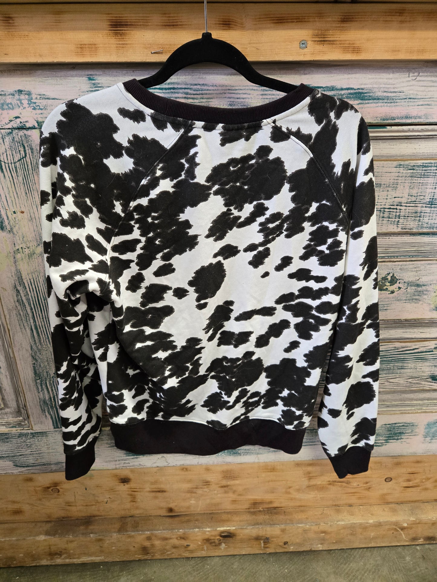 Ladies Cow Print Ariat Crewneck