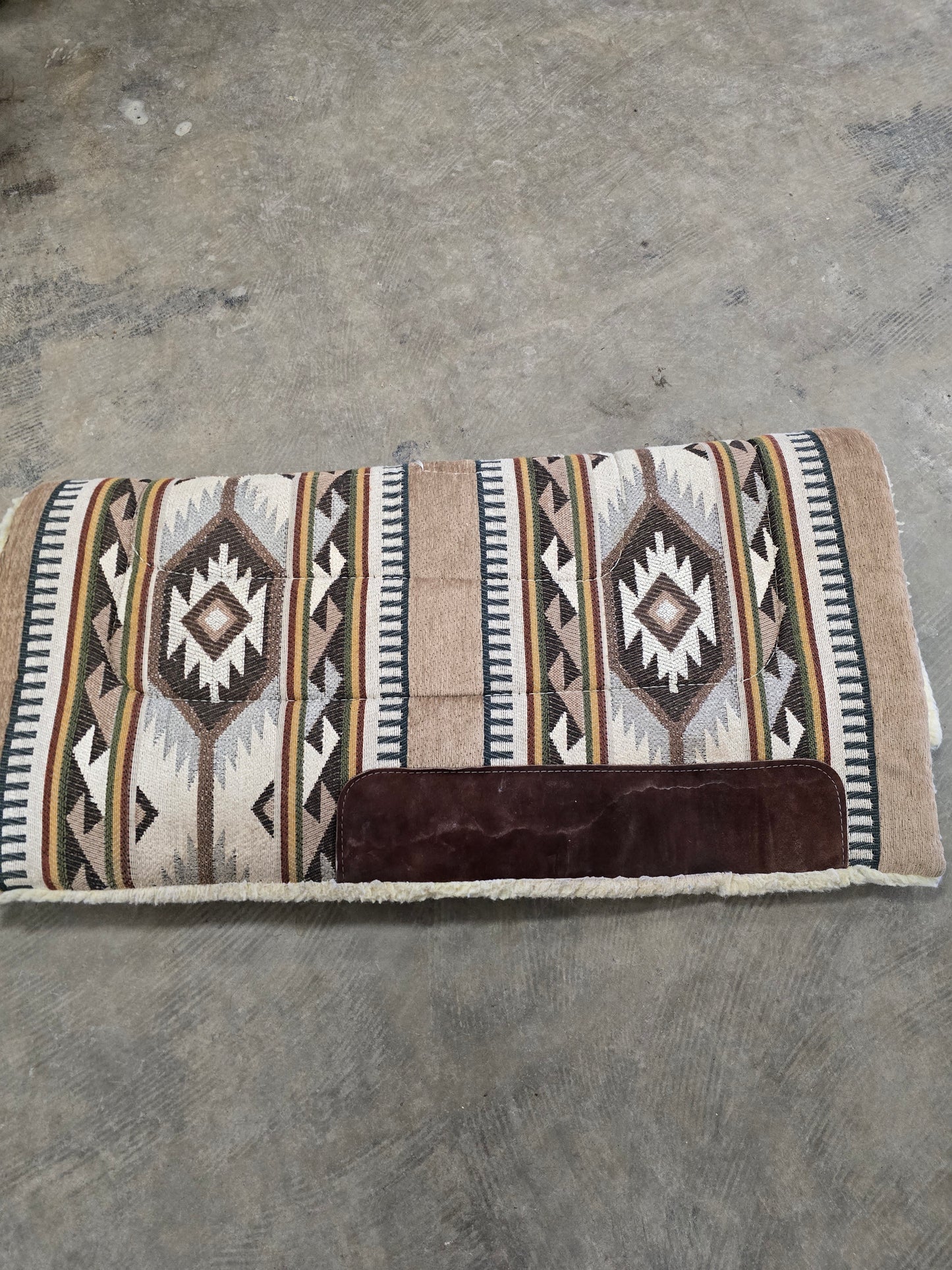 Fleece Lined Aztec Pad