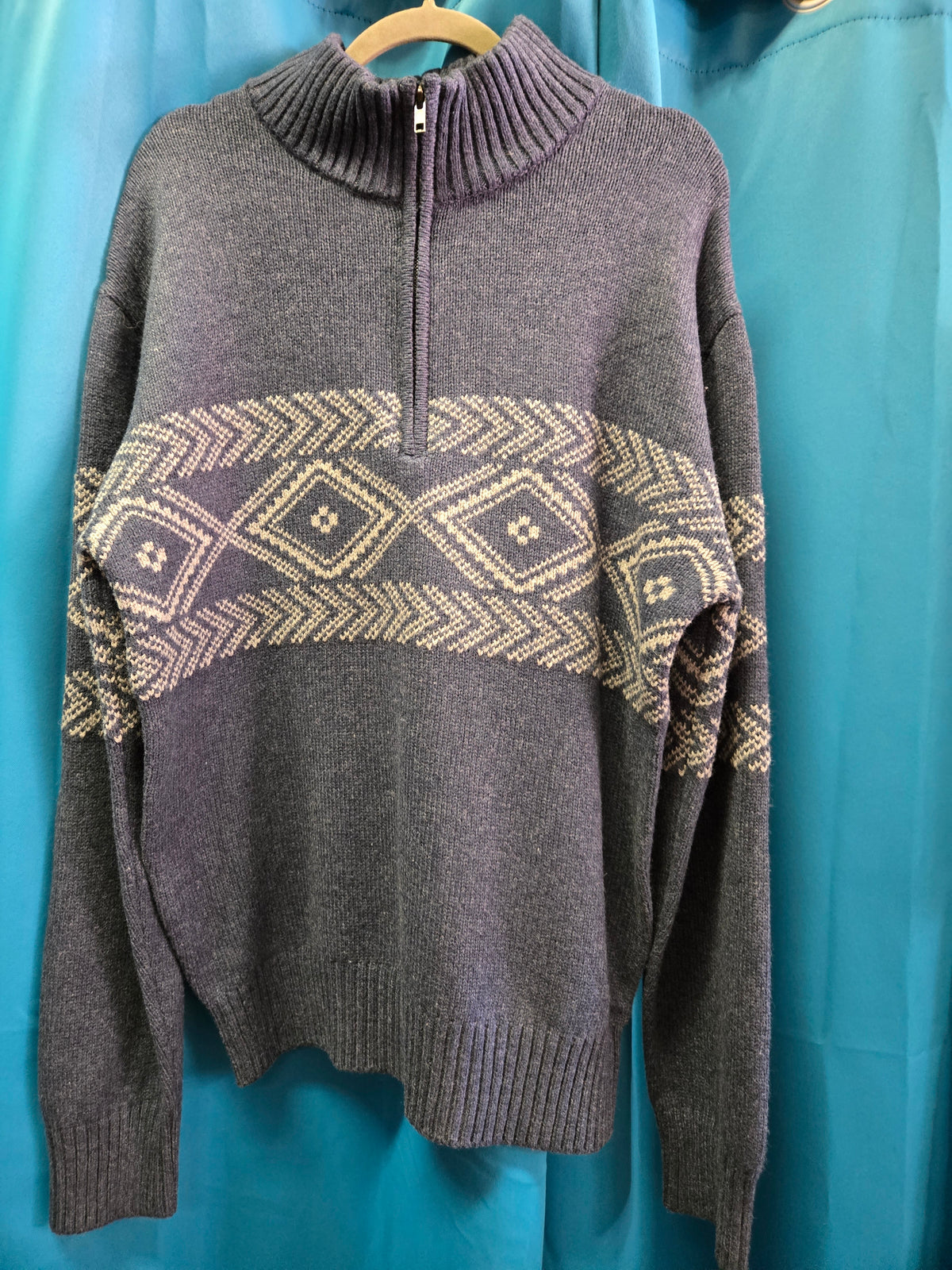 NEW Men's Blue Aztec                         1/4 Zip Sweater