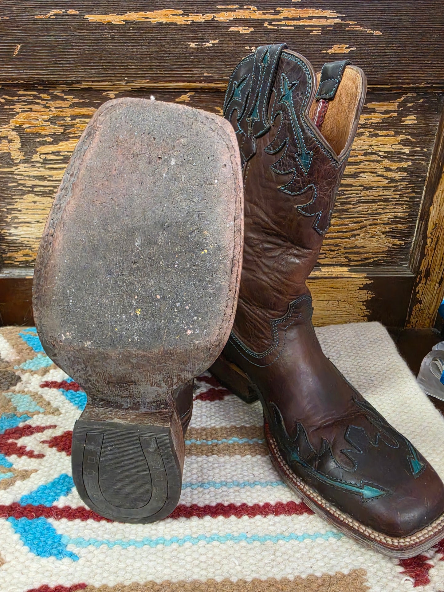 Sq. Toe Boots/Turq. Arrow                            Details
