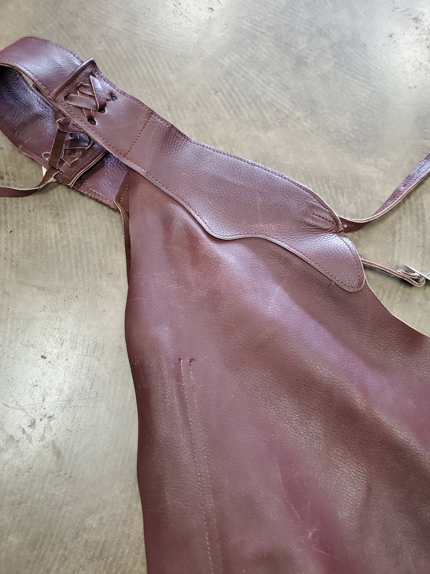 Brown Chaps/ Plain/No Fringe