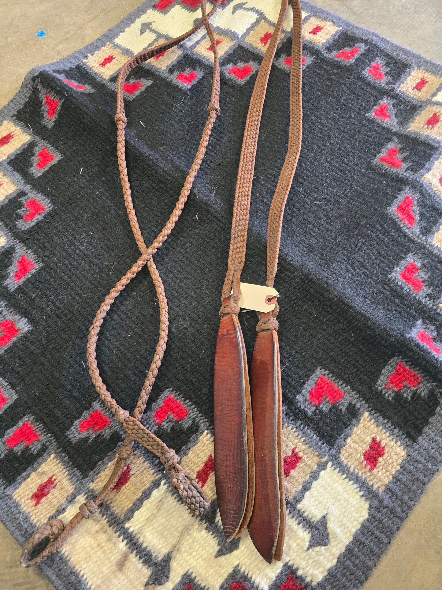 Brown Paracord Reins                          W/ Poppers