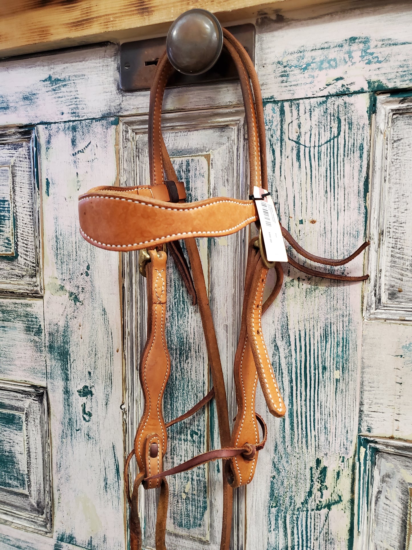 Leather Headstall                        Scalloped Cheek